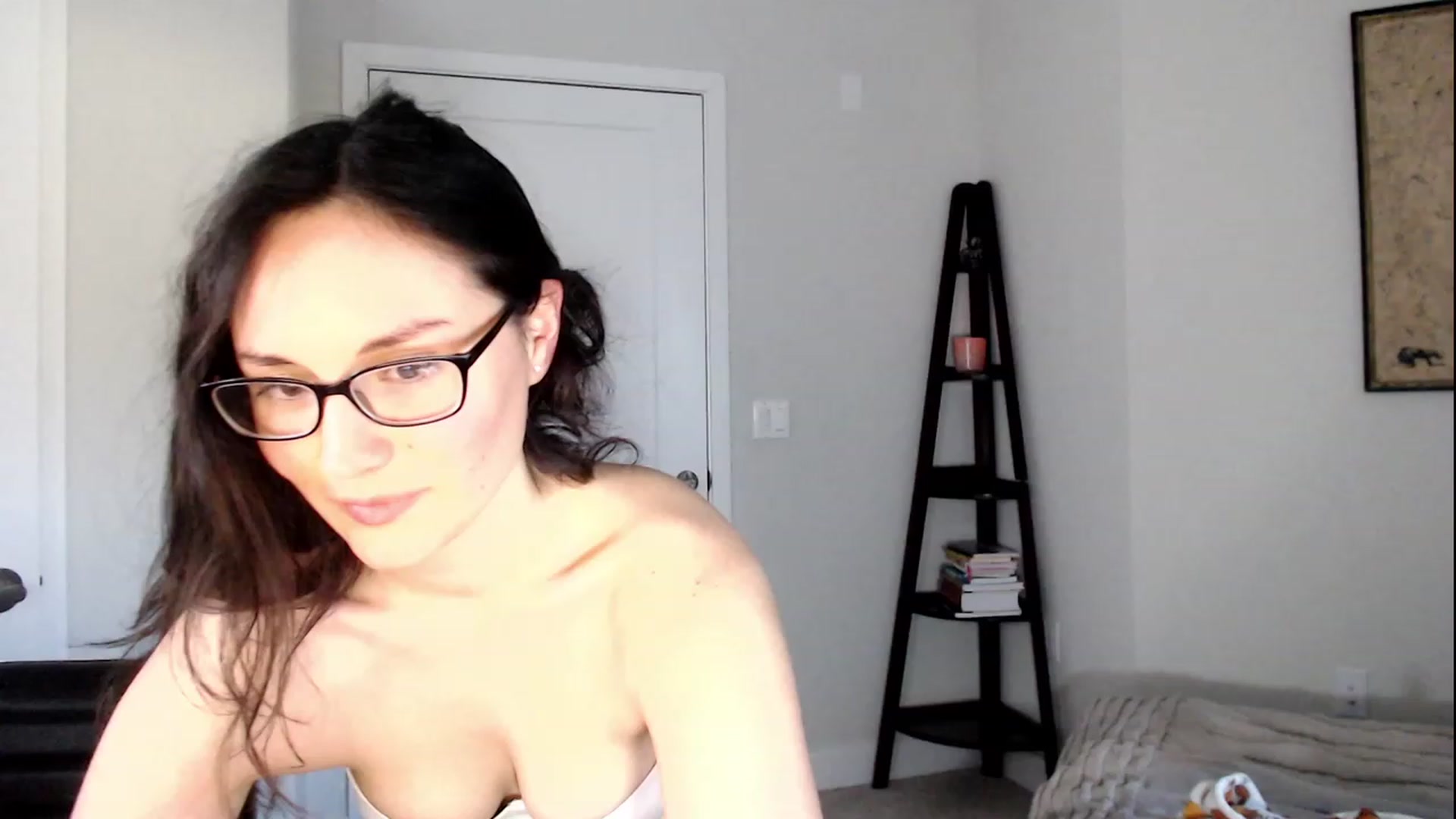 Gallery image thumbnail from Harmony's myfreecams stream on, 03/07/2023, 01:24 image 19 of 20