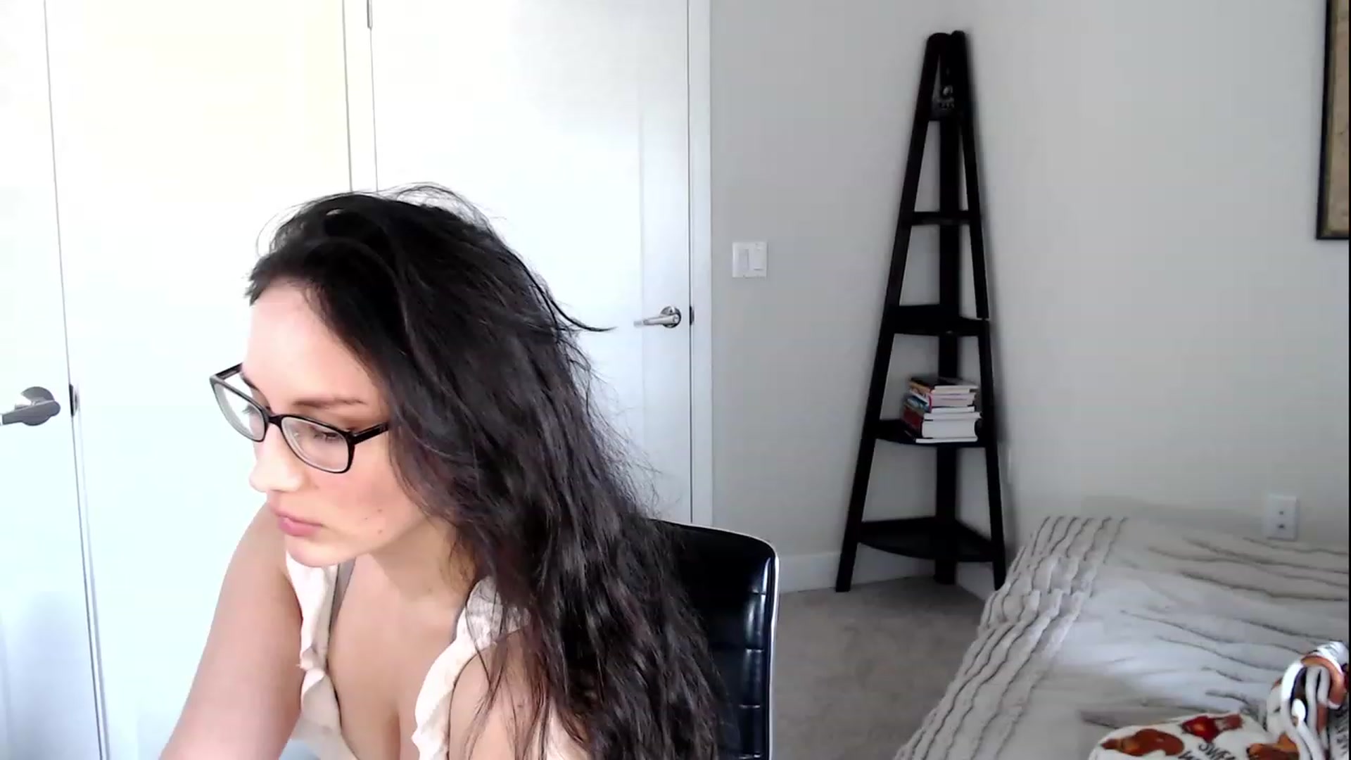 Gallery image thumbnail from Harmony's myfreecams stream on, 03/07/2023, 01:24 image 1 of 20