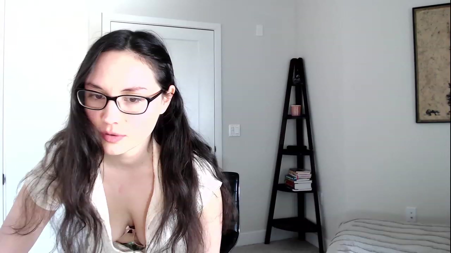 Gallery image thumbnail from Harmony's myfreecams stream on, 03/08/2023, 22:16 image 7 of 20