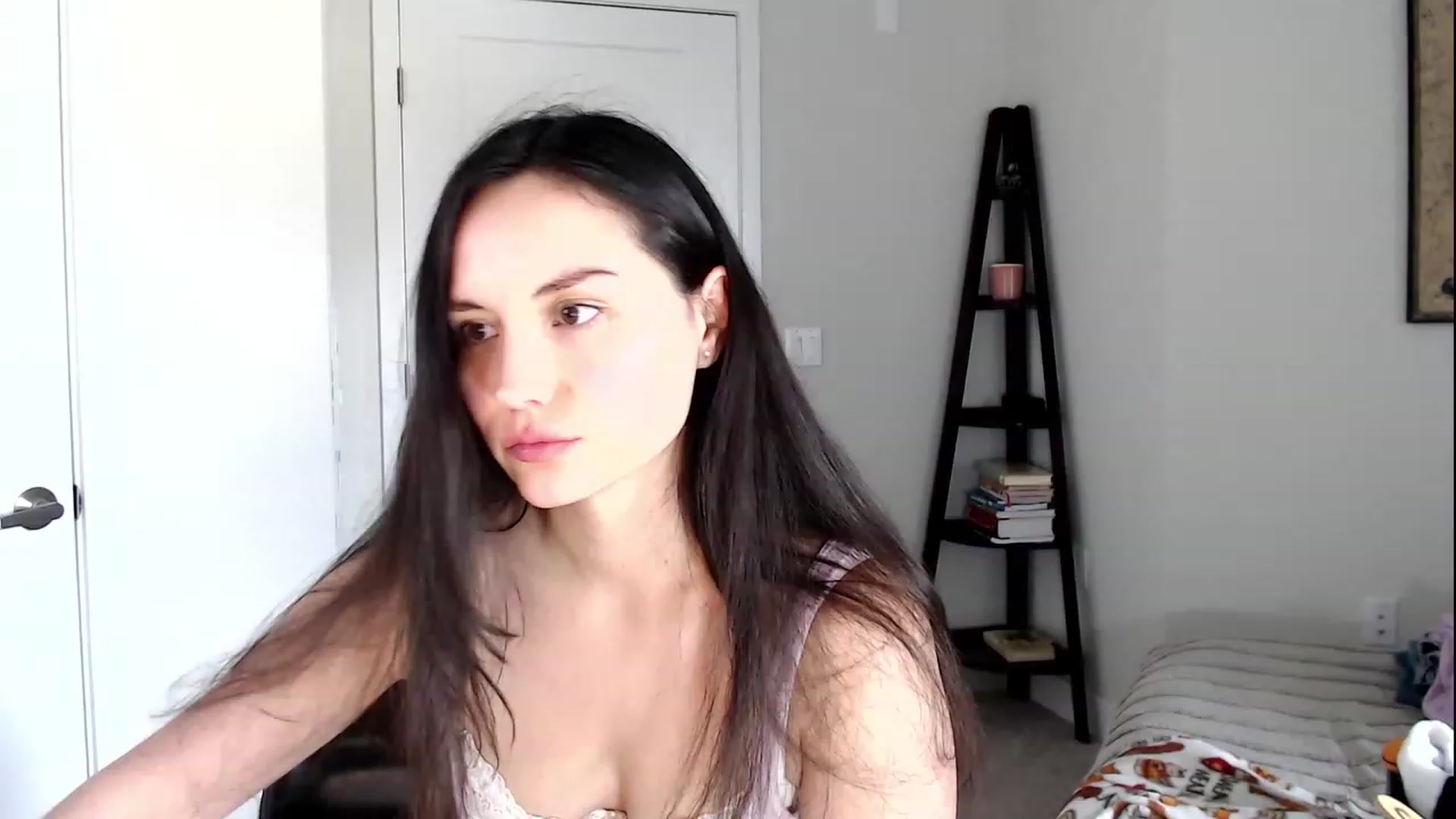 Gallery image thumbnail from Harmony's myfreecams stream on, 03/13/2023, 23:12 image 7 of 20