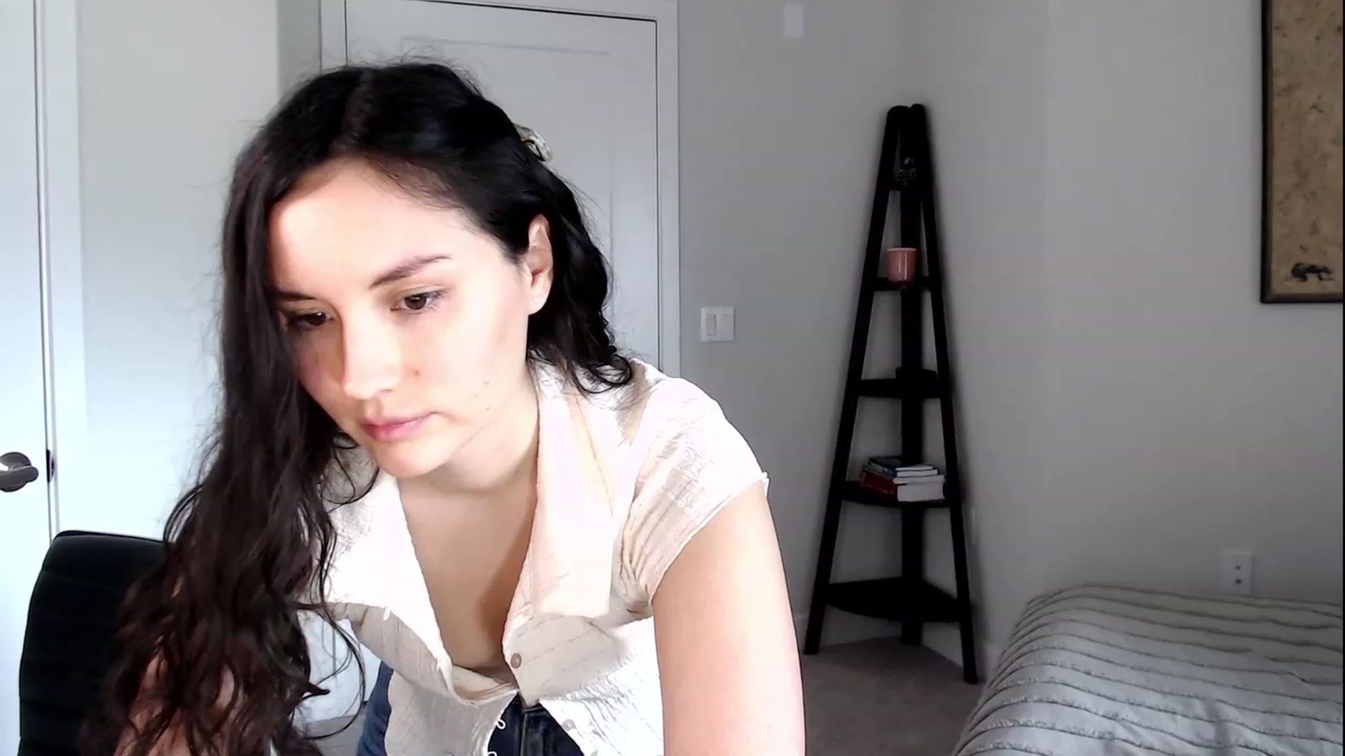 Gallery image thumbnail from Harmony's myfreecams stream on, 03/16/2023, 22:06 image 7 of 20