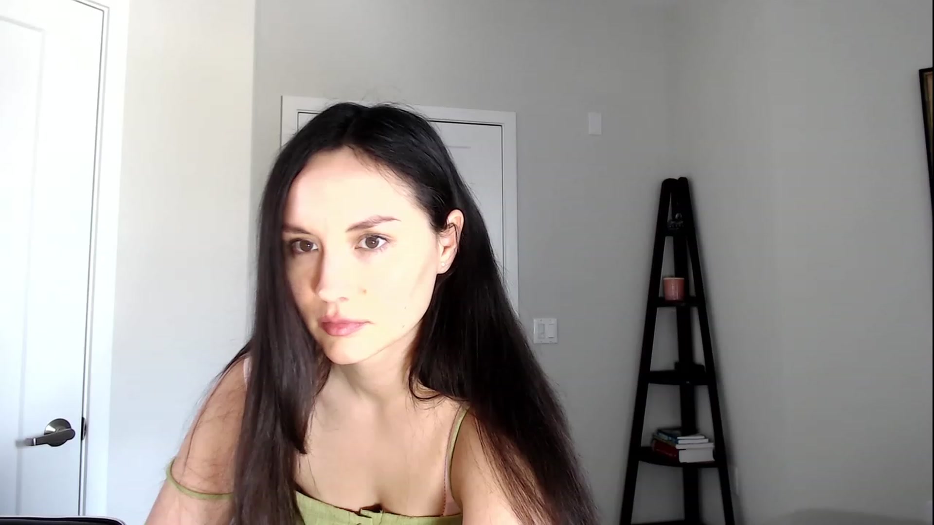 Gallery image thumbnail from Harmony's myfreecams stream on, 03/17/2023, 22:31 image 2 of 20