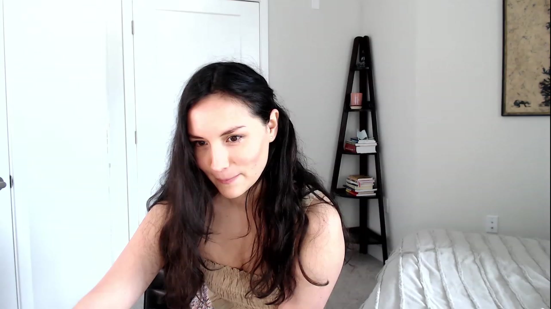 Gallery image thumbnail from Harmony's myfreecams stream on, 03/20/2023, 20:23 image 13 of 20
