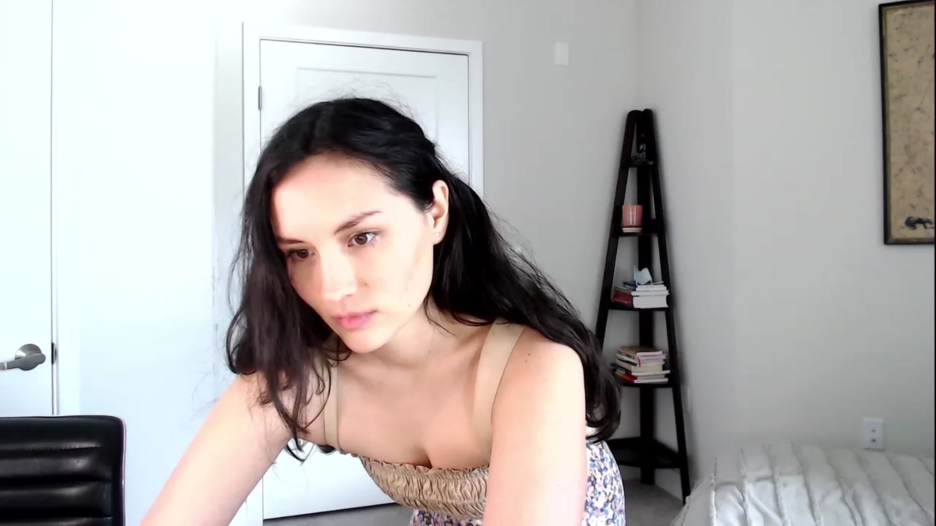 Gallery image thumbnail from Harmony's myfreecams stream on, 03/20/2023, 20:23 image 17 of 20