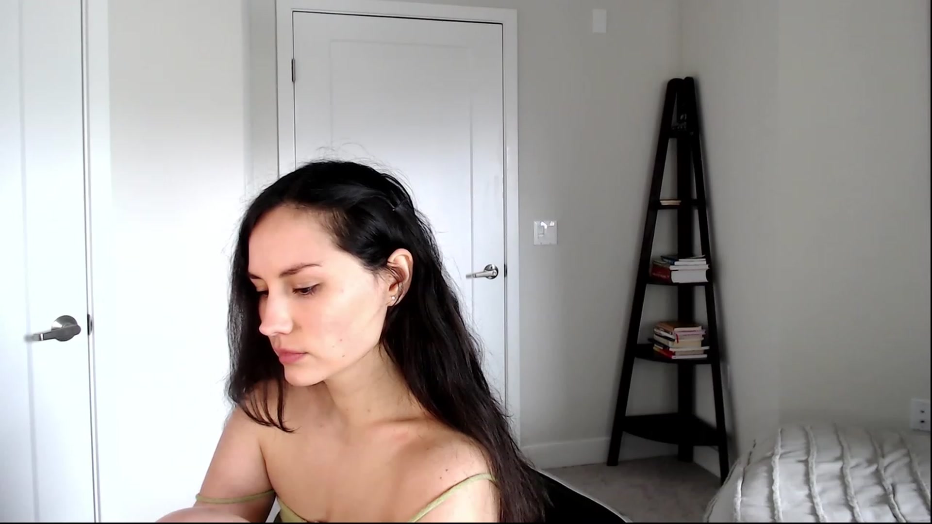 Gallery image thumbnail from Harmony's myfreecams stream on, 03/21/2023, 20:17 image 7 of 20