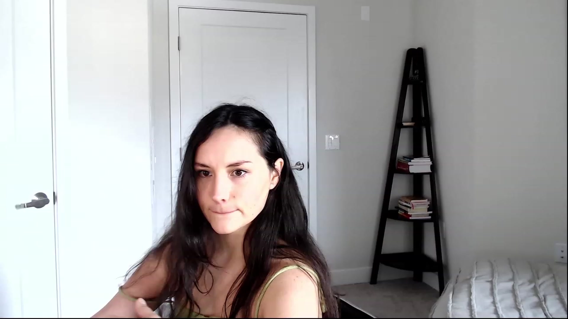 Gallery image thumbnail from Harmony's myfreecams stream on, 03/21/2023, 20:17 image 3 of 20