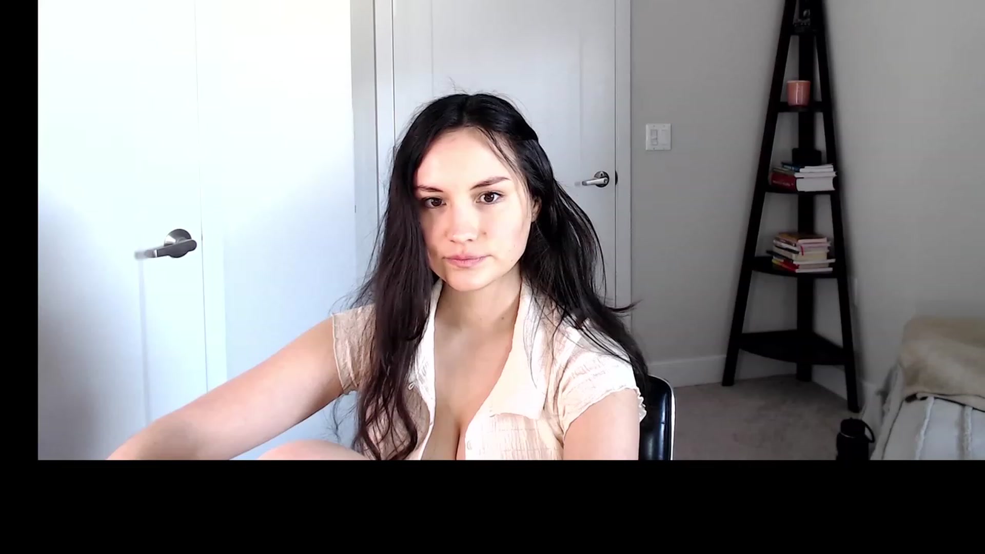 Gallery image thumbnail from Harmony's myfreecams stream on, 03/25/2023, 23:03 image 8 of 20