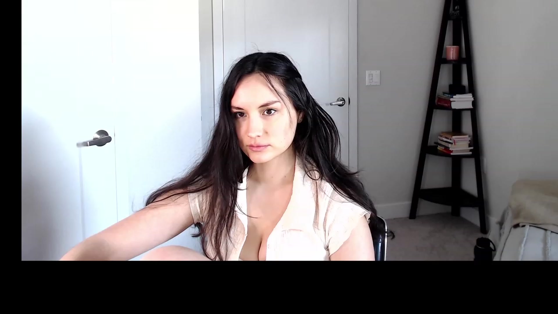 Gallery image thumbnail from Harmony's myfreecams stream on, 03/25/2023, 23:03 image 9 of 20