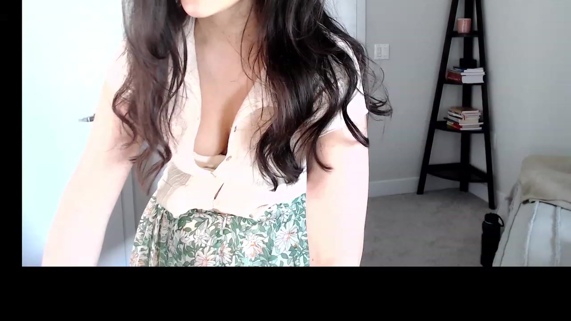 Gallery image thumbnail from Harmony's myfreecams stream on, 03/25/2023, 23:03 image 10 of 20