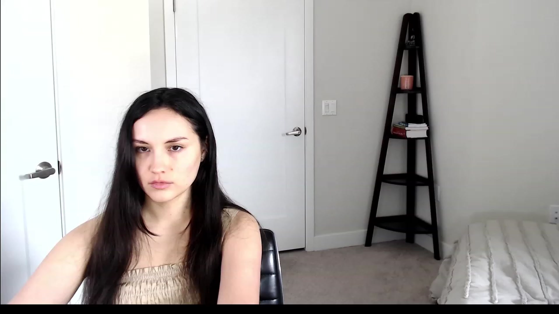 Gallery image thumbnail from Harmony's myfreecams stream on, 03/29/2023, 20:42 image 9 of 20