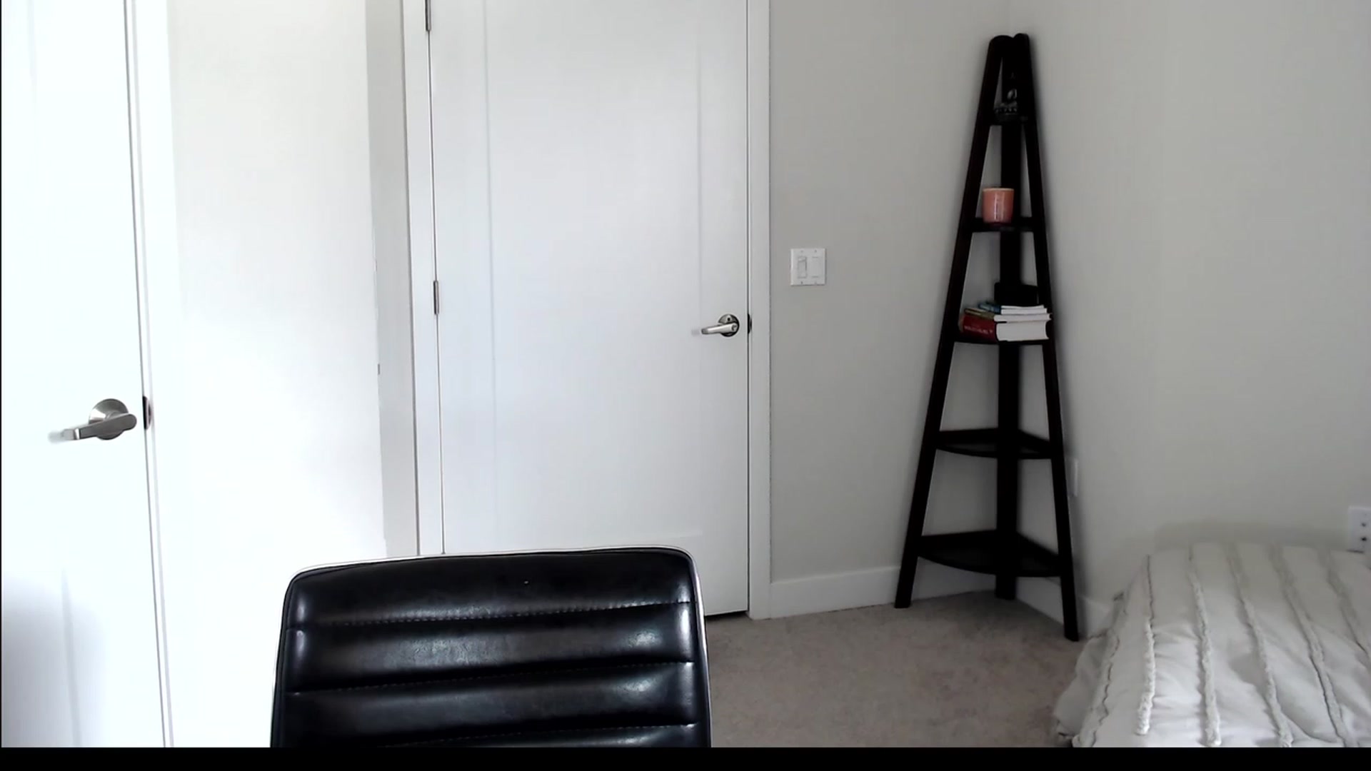 Gallery image thumbnail from Harmony's myfreecams stream on, 03/29/2023, 20:42 image 14 of 20