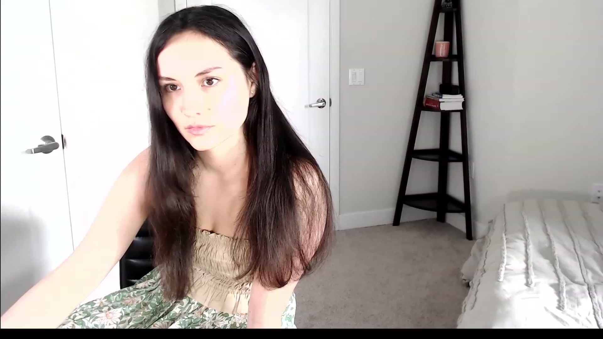 Gallery image thumbnail from Harmony's myfreecams stream on, 03/29/2023, 20:42 image 5 of 20