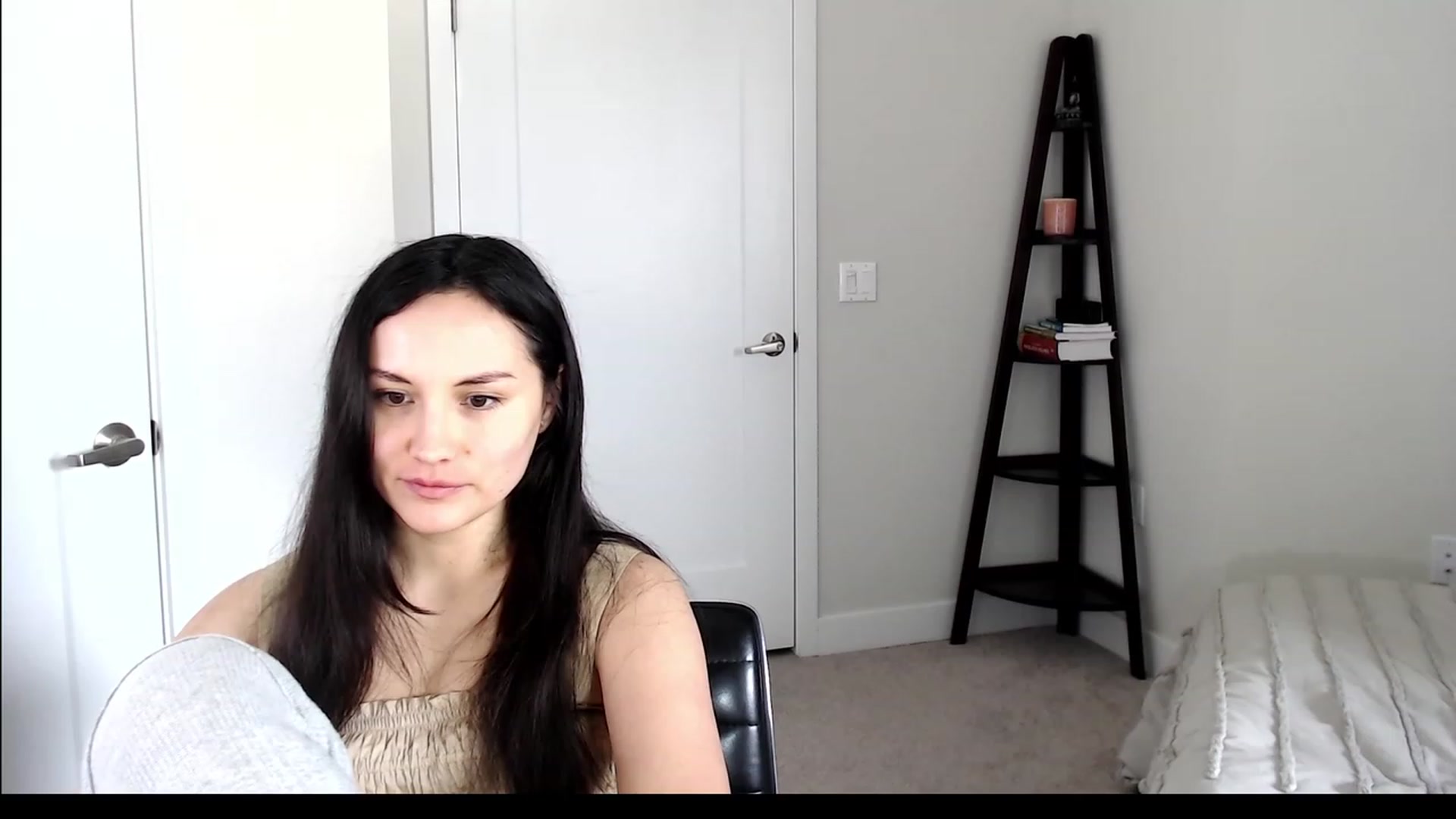 Gallery image thumbnail from Harmony's myfreecams stream on, 03/29/2023, 20:42 image 12 of 20