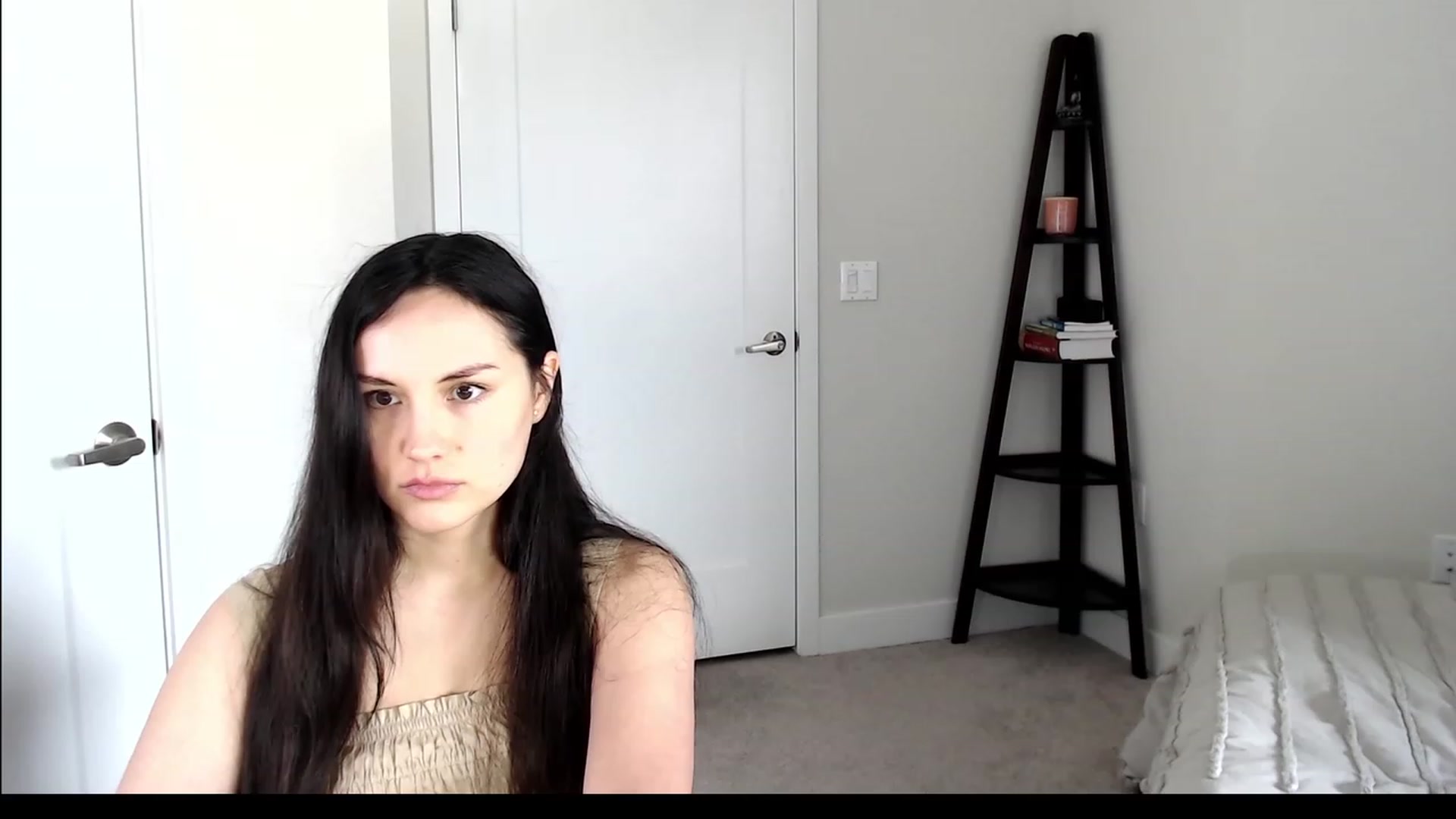 Gallery image thumbnail from Harmony's myfreecams stream on, 03/29/2023, 20:42 image 15 of 20