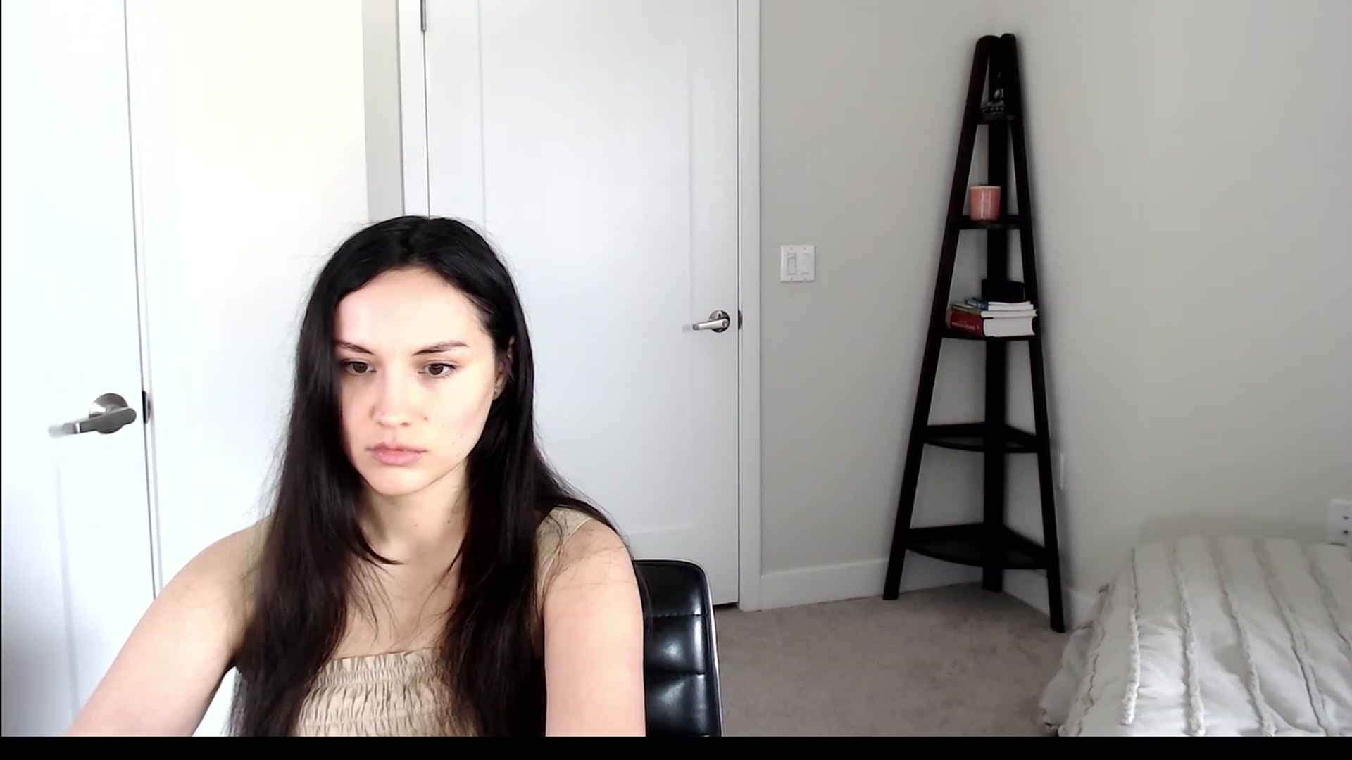 Gallery image thumbnail from Harmony's myfreecams stream on, 03/29/2023, 20:42 image 11 of 20