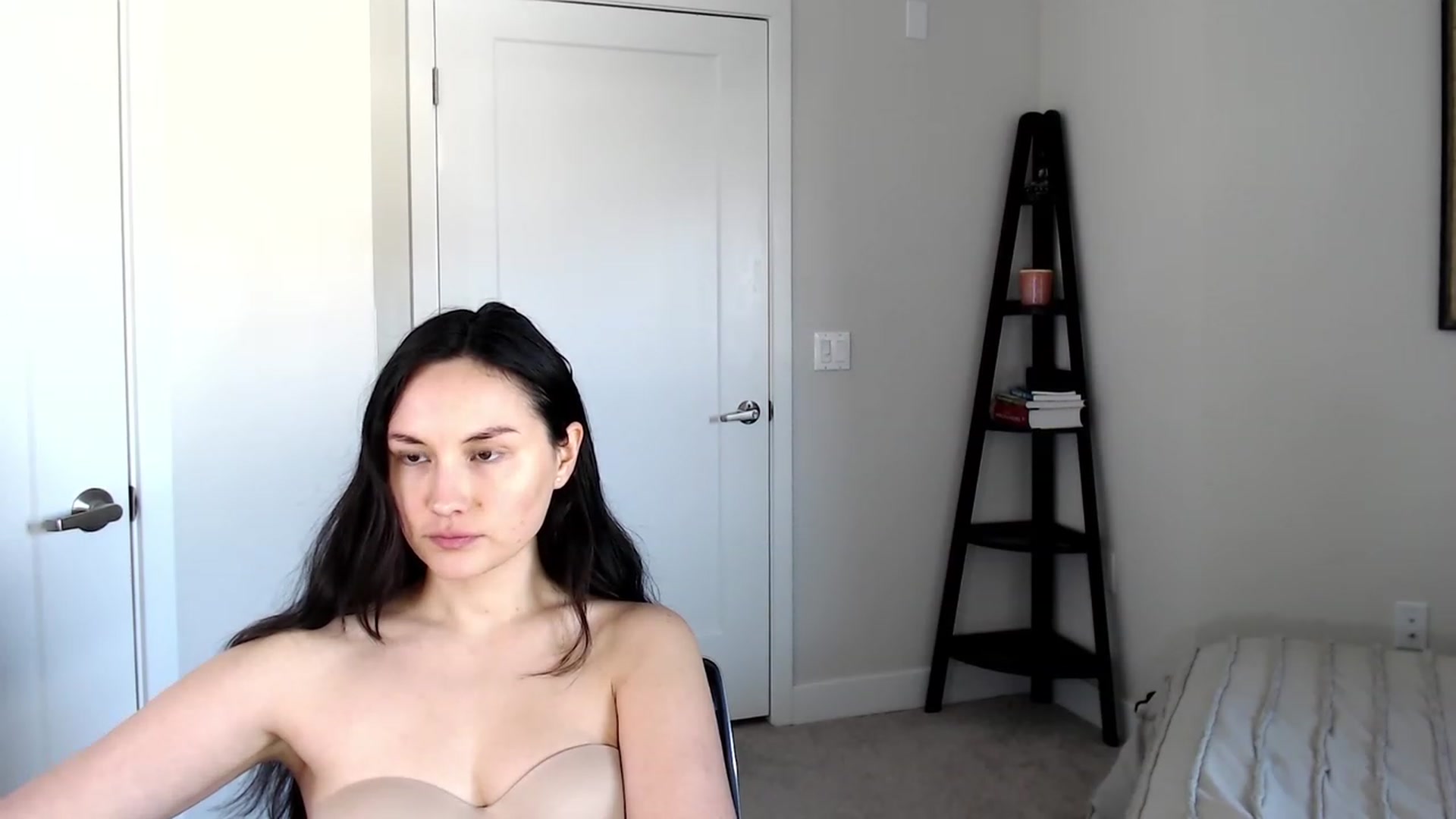 Gallery image thumbnail from Harmony's myfreecams stream on, 04/01/2023, 22:24 image 11 of 20