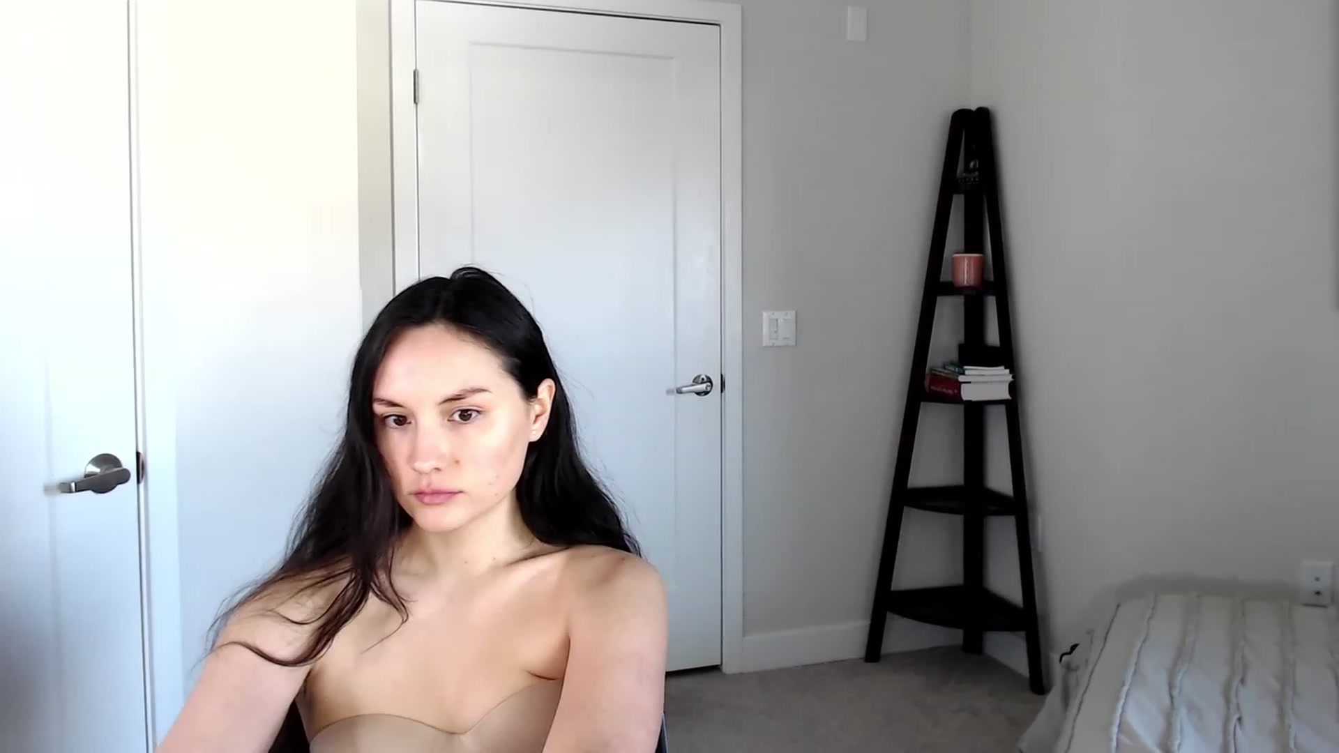 Gallery image thumbnail from Harmony's myfreecams stream on, 04/01/2023, 22:24 image 4 of 20