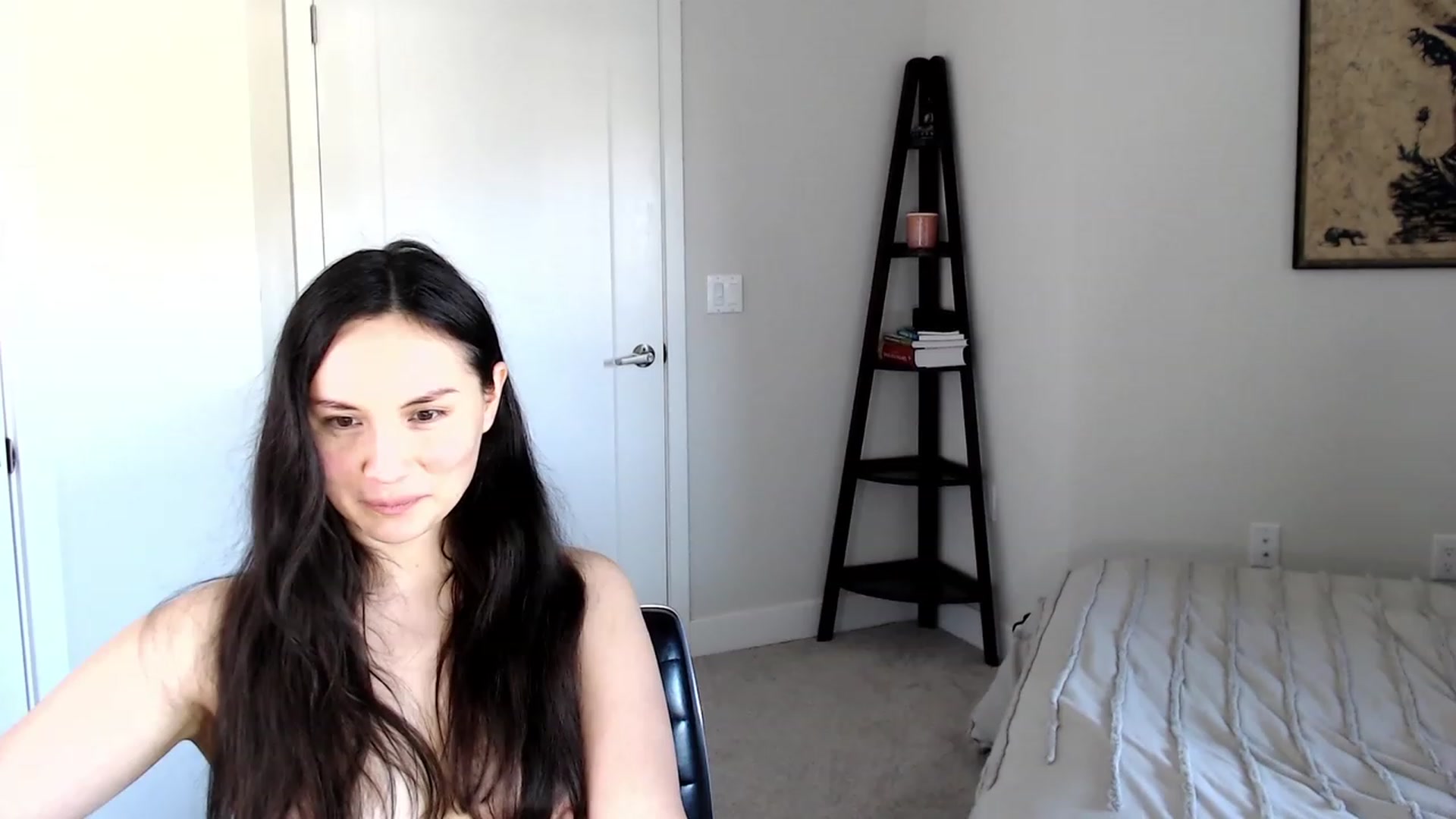 Gallery image thumbnail from Harmony's myfreecams stream on, 04/02/2023, 24:00 image 20 of 20