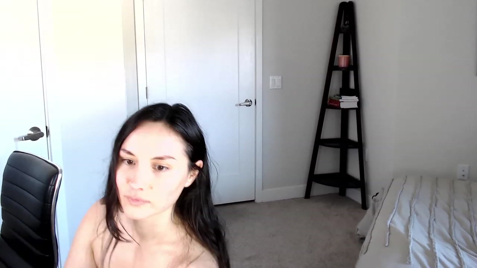 Gallery image thumbnail from Harmony's myfreecams stream on, 04/02/2023, 24:00 image 5 of 20