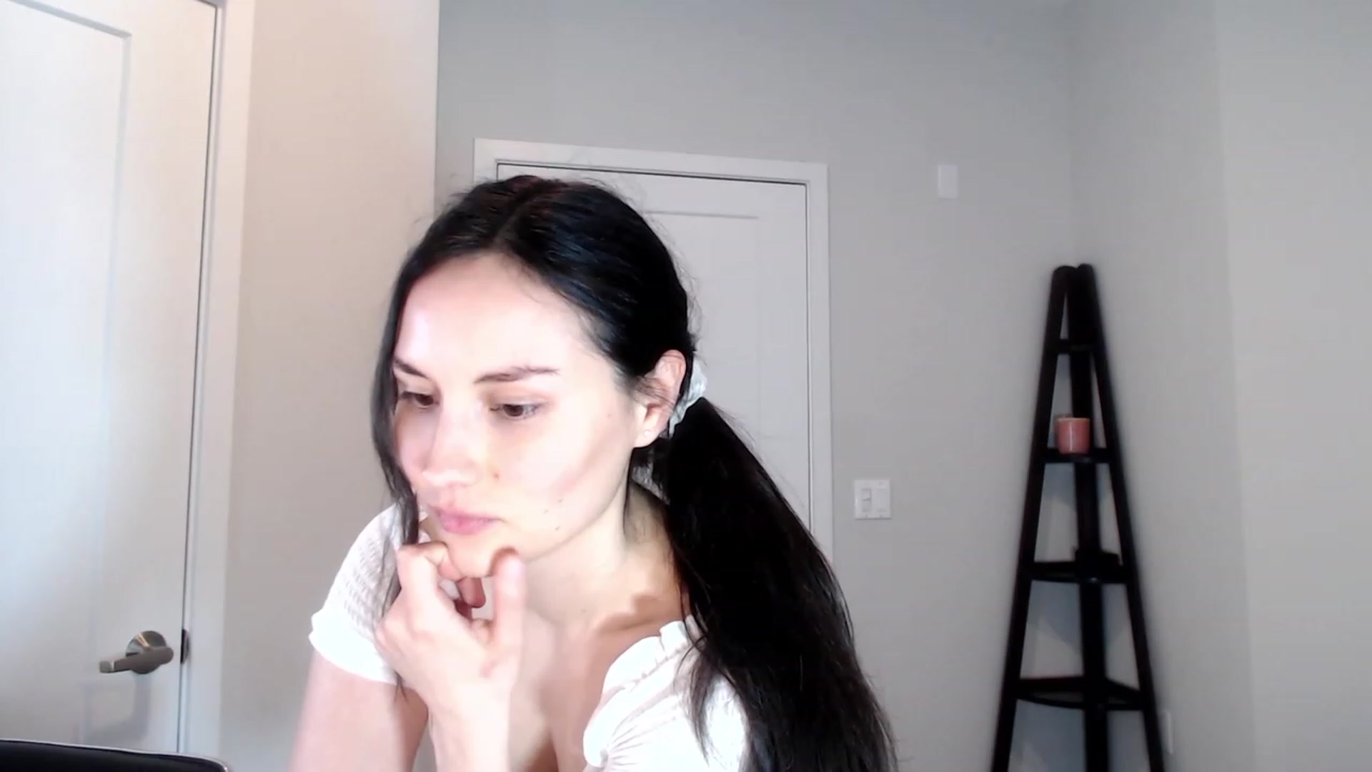 Gallery image thumbnail from Harmony's myfreecams stream on, 04/13/2023, 01:17 image 11 of 20