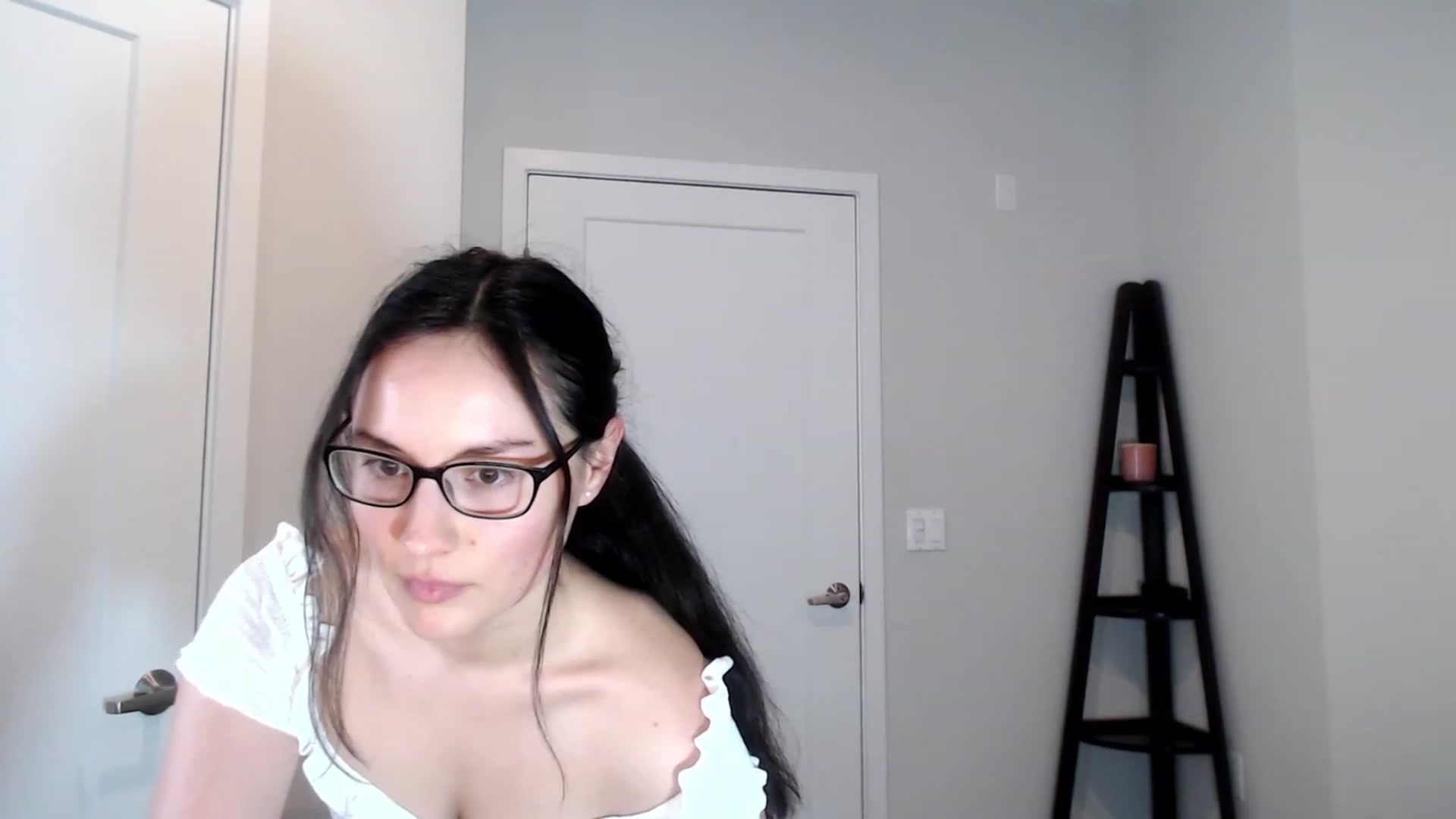 Gallery image thumbnail from Harmony's myfreecams stream on, 04/13/2023, 01:17 image 13 of 20