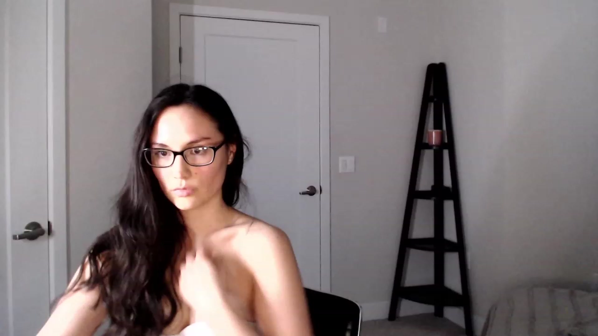 Gallery image thumbnail from Harmony's myfreecams stream on, 04/18/2023, 05:21 image 20 of 20