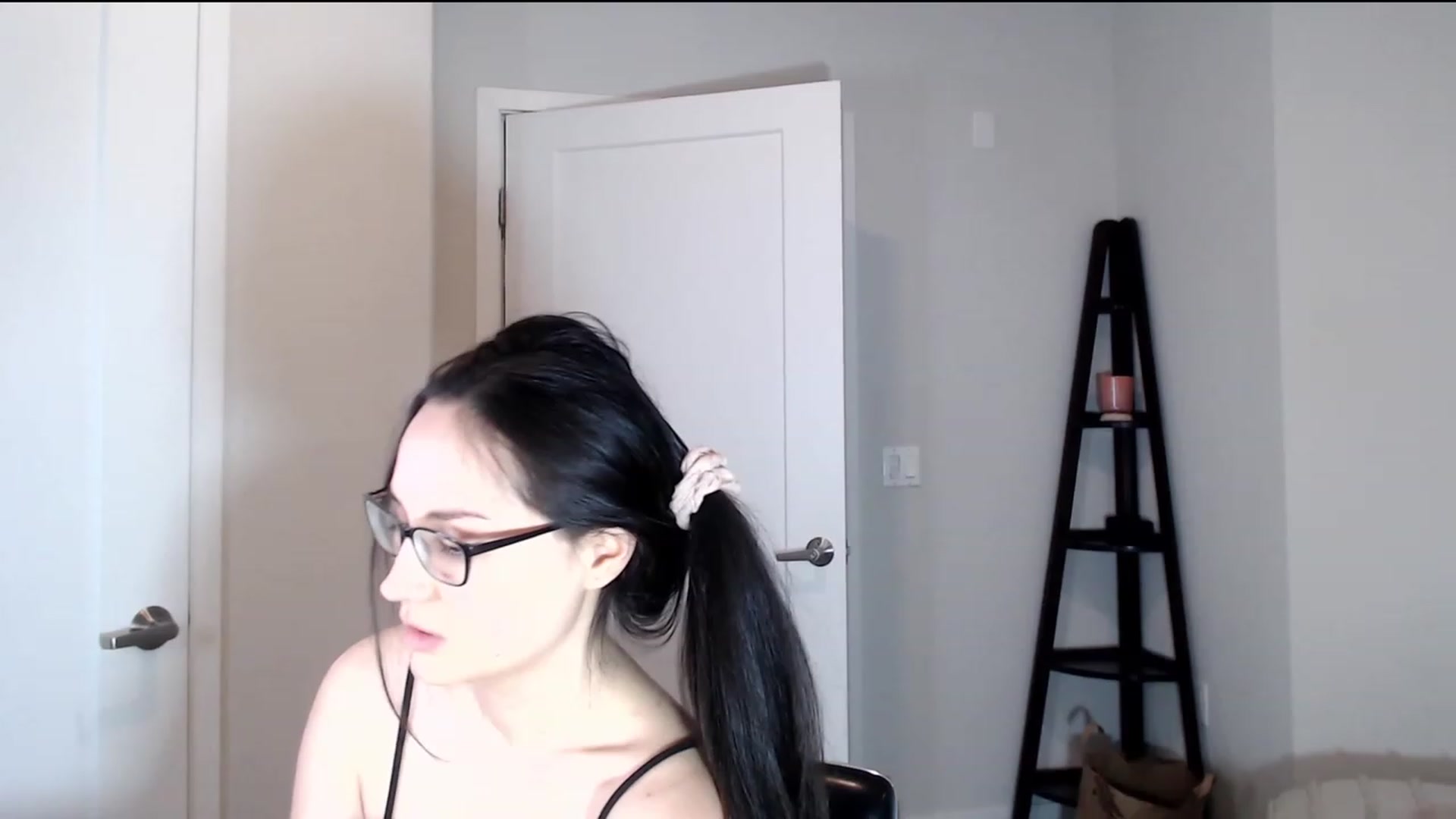 Gallery image thumbnail from Harmony's myfreecams stream on, 04/23/2023, 08:51 image 10 of 20