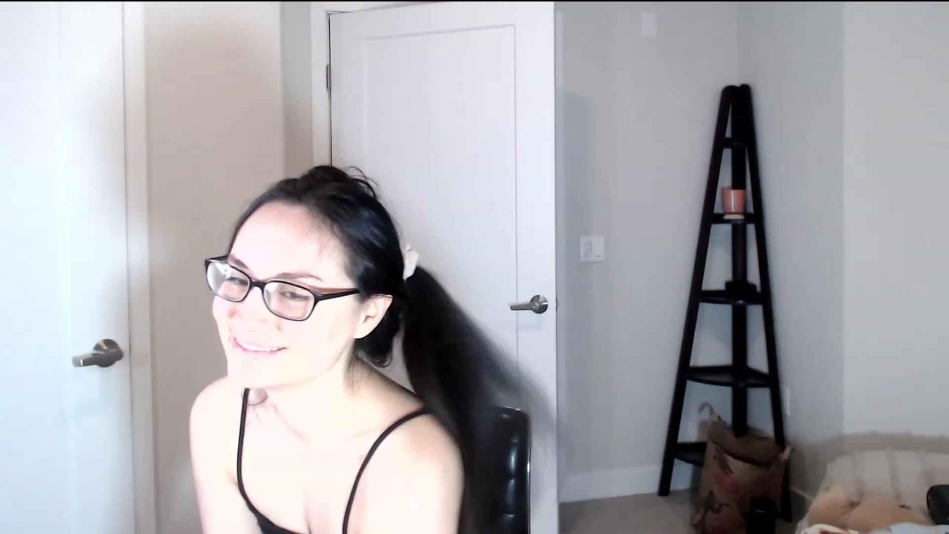 Gallery image thumbnail from Harmony's myfreecams stream on, 04/23/2023, 08:51 image 7 of 20