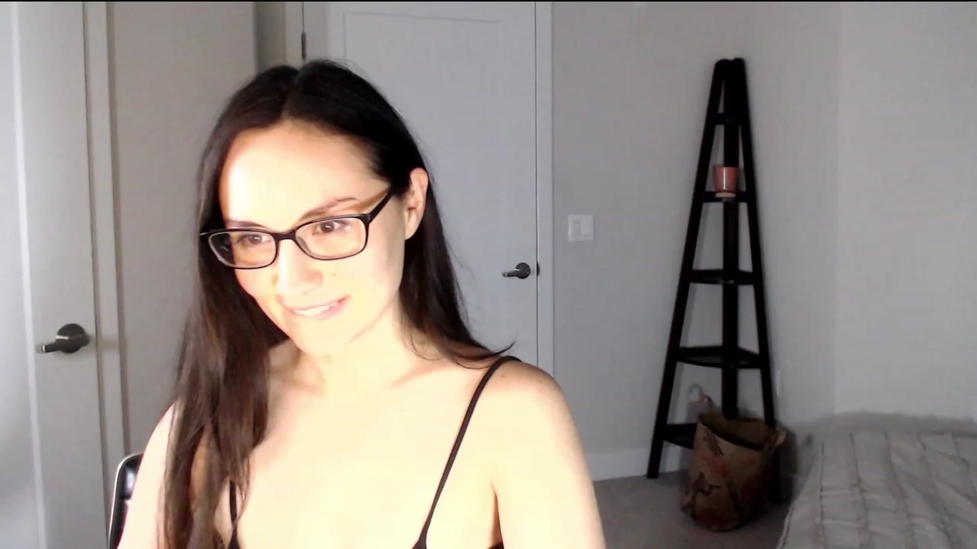 Gallery image thumbnail from Harmony's myfreecams stream on, 04/23/2023, 11:14 image 15 of 20