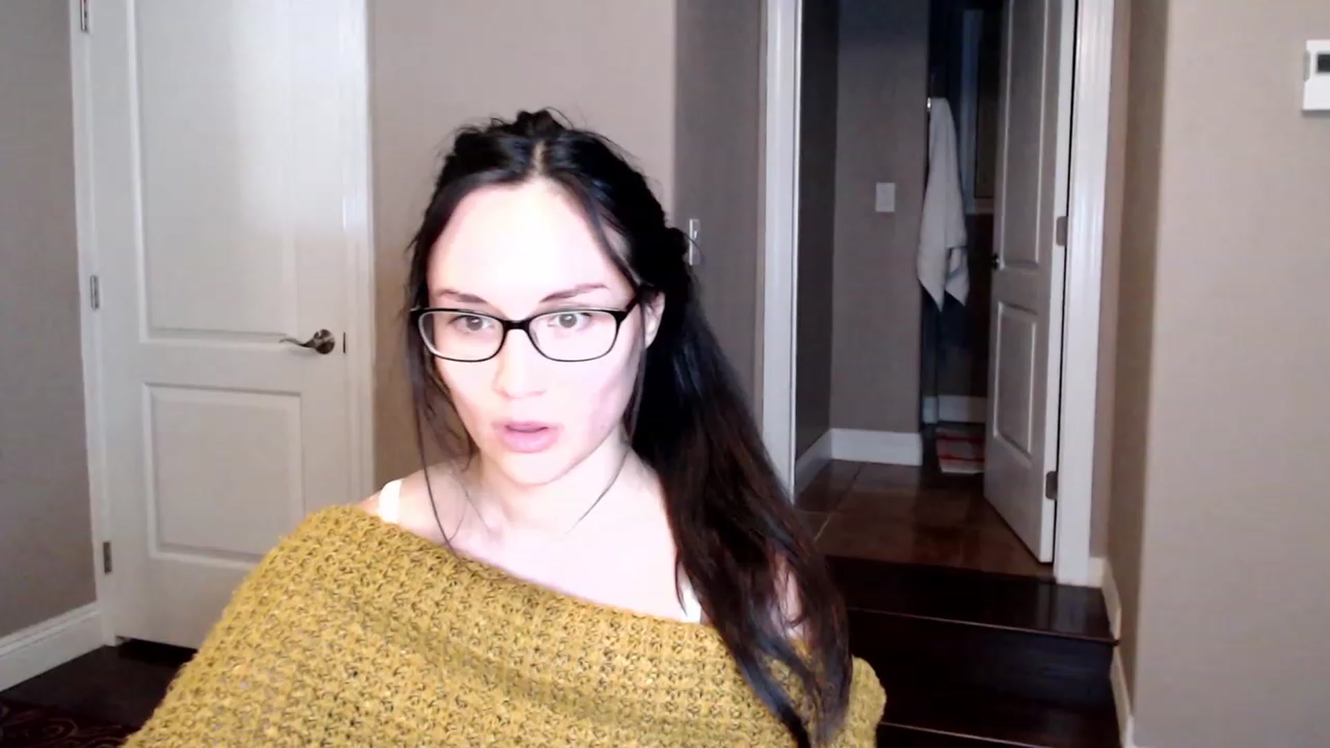 Gallery image thumbnail from Harmony's myfreecams stream on, 04/29/2023, 11:00 image 13 of 20