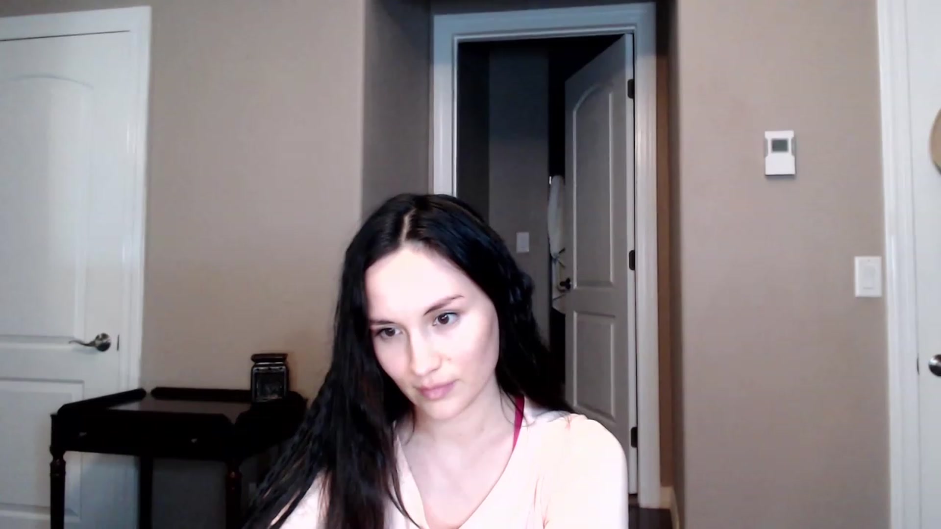 Gallery image thumbnail from Harmony's myfreecams stream on, 05/06/2023, 11:04 image 8 of 20
