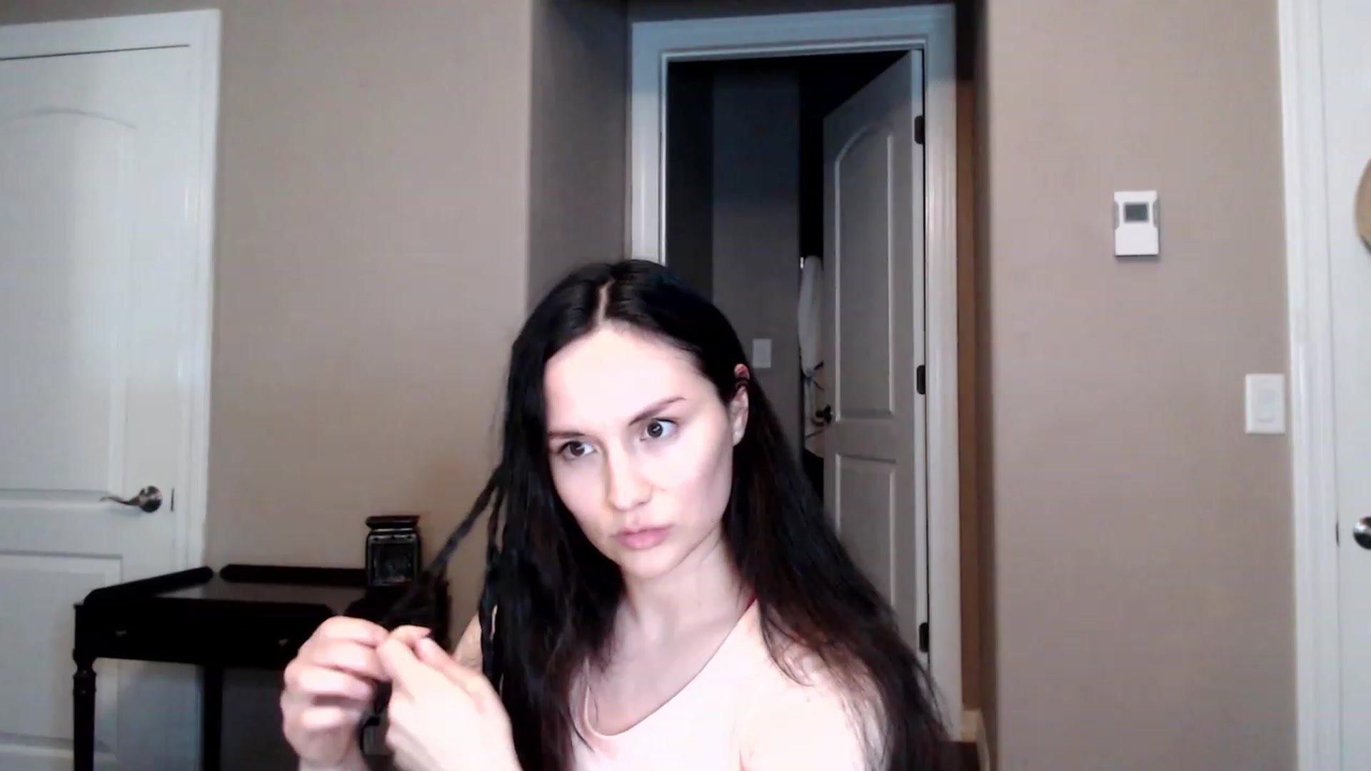 Gallery image thumbnail from Harmony's myfreecams stream on, 05/06/2023, 11:04 image 5 of 20