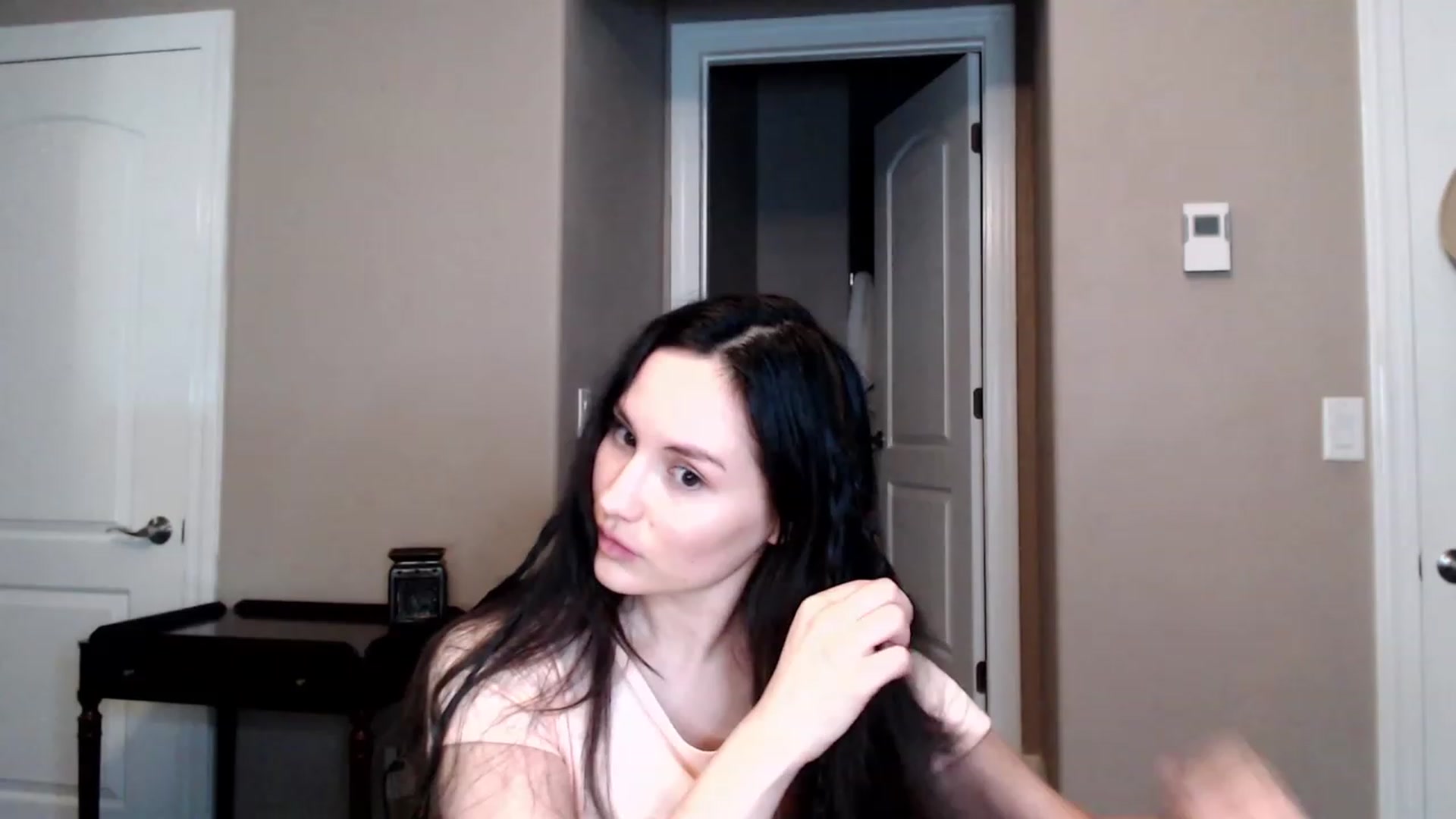 Gallery image thumbnail from Harmony's myfreecams stream on, 05/06/2023, 11:04 image 7 of 20
