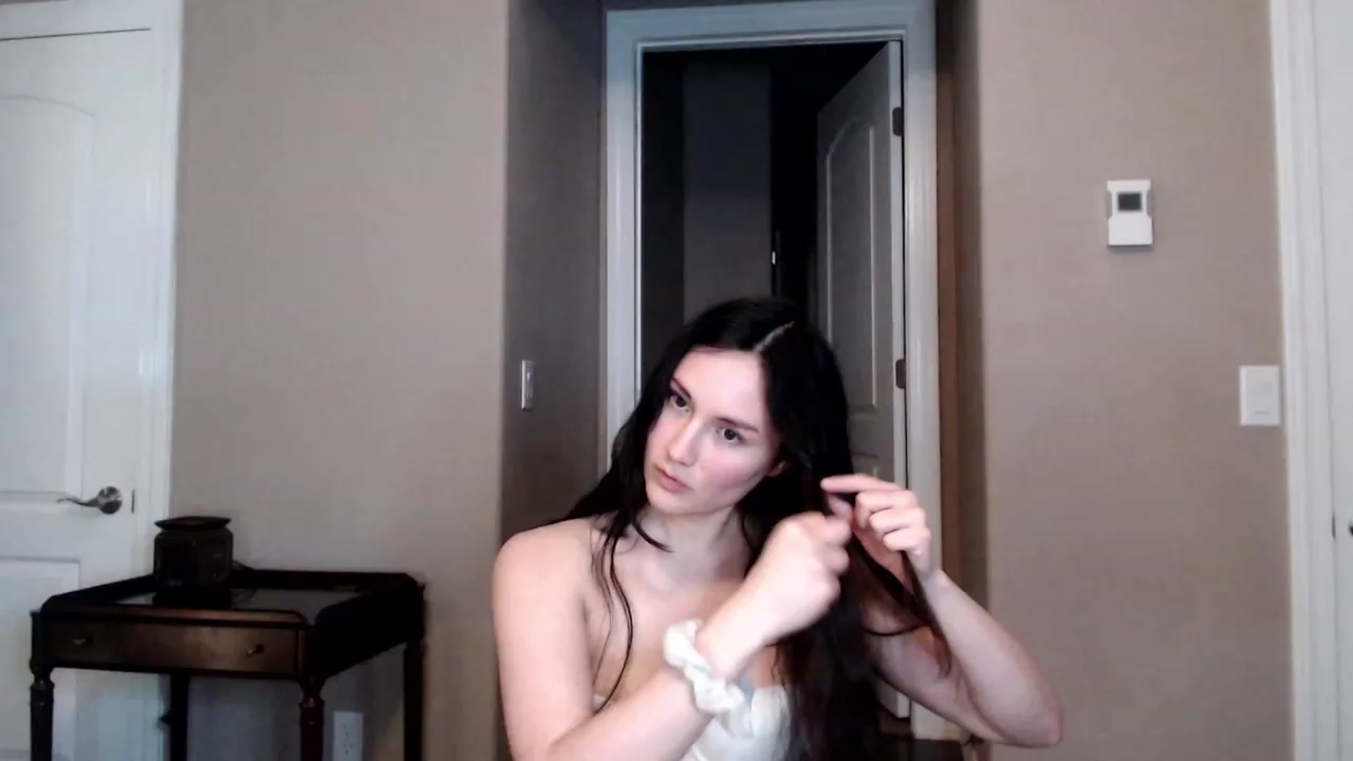 Gallery image thumbnail from Harmony's myfreecams stream on, 05/16/2023, 11:14 image 19 of 20