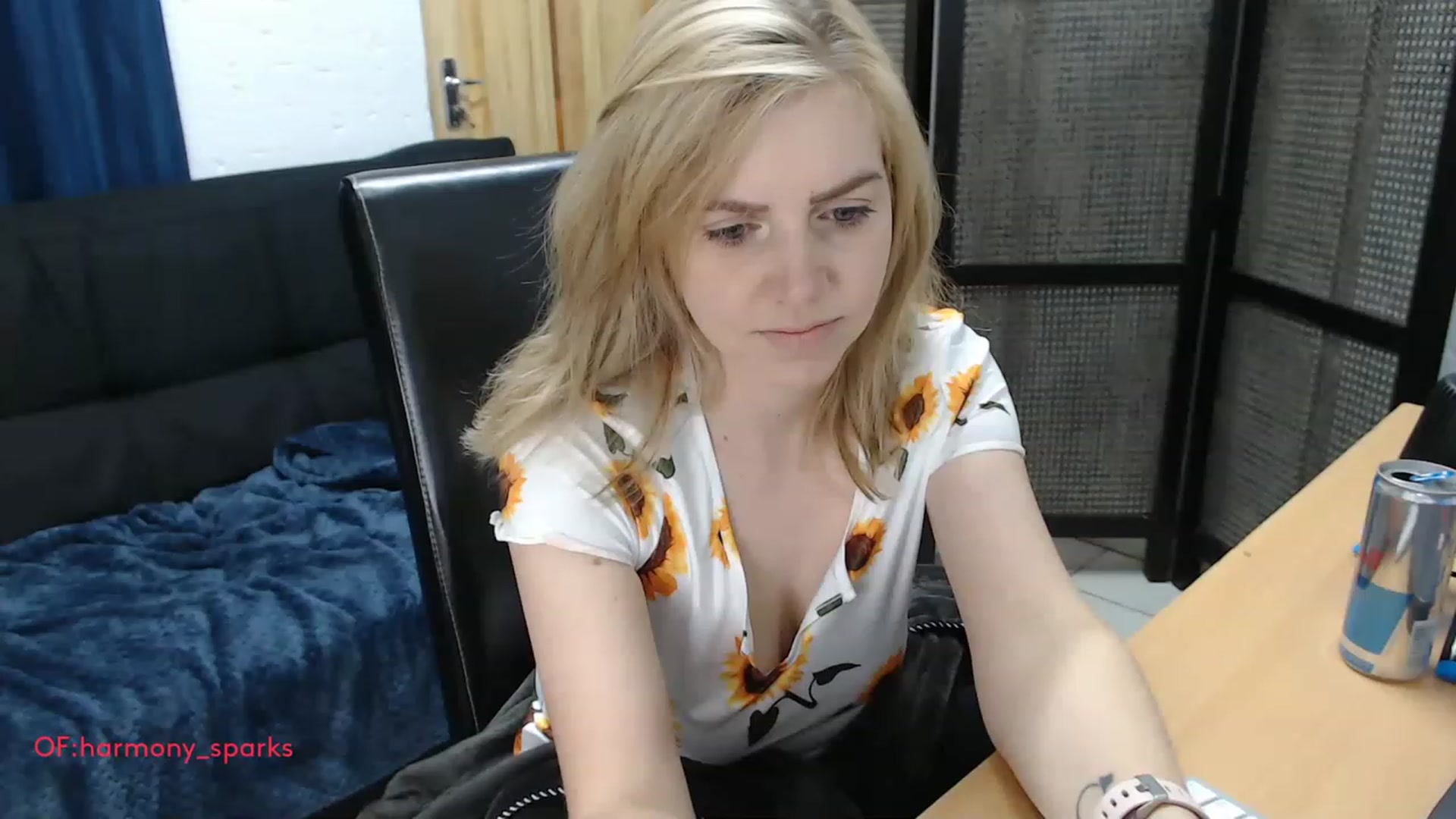 Gallery image thumbnail from HarmonySparks's myfreecams stream on, 06/18/2023, 21:11 image 17 of 20