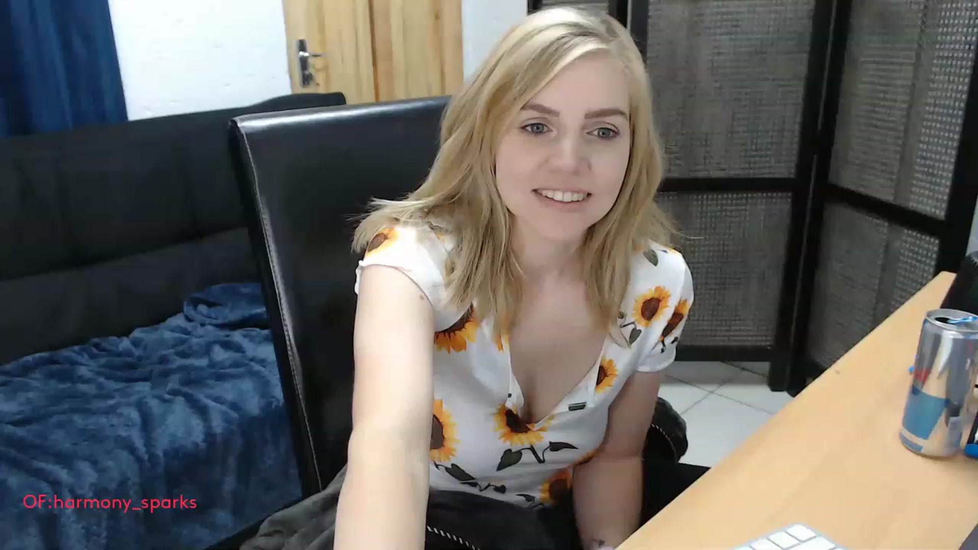 Gallery image thumbnail from HarmonySparks's myfreecams stream on, 06/18/2023, 21:11 image 20 of 20