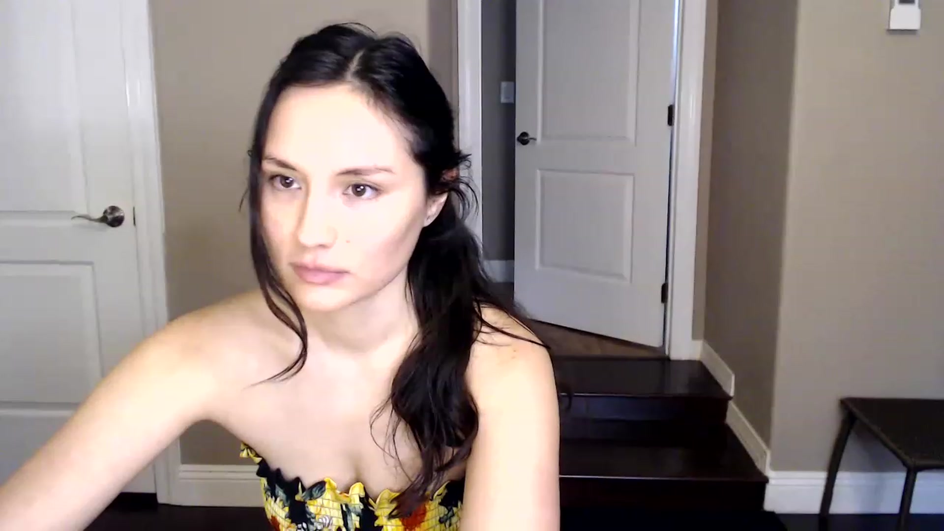 Gallery image thumbnail from HarmonyZoe's myfreecams stream on, 12/07/2022, 21:13 image 9 of 20