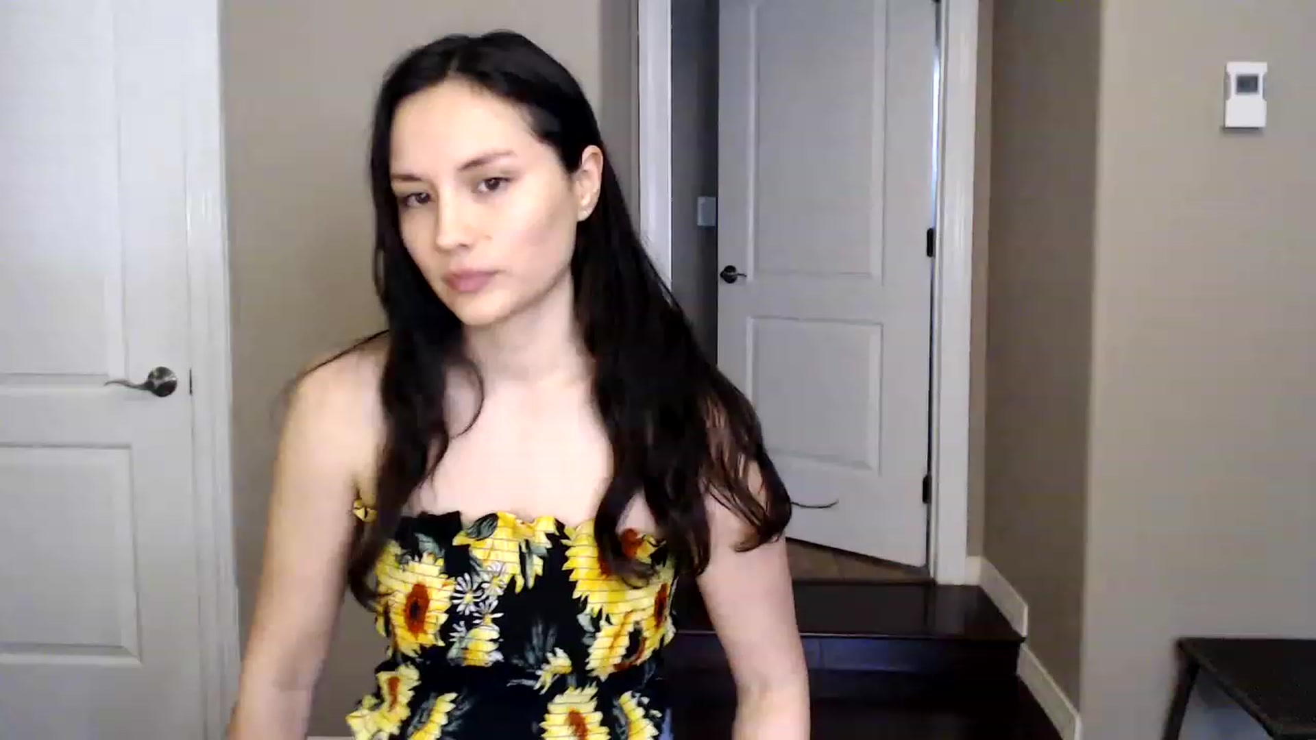Gallery image thumbnail from HarmonyZoe's myfreecams stream on, 12/07/2022, 21:13 image 2 of 20
