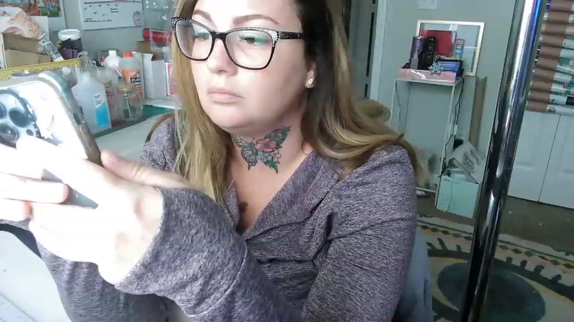 Gallery image thumbnail from Harmony_White's myfreecams stream on, 11/17/2022, 17:59 image 4 of 20
