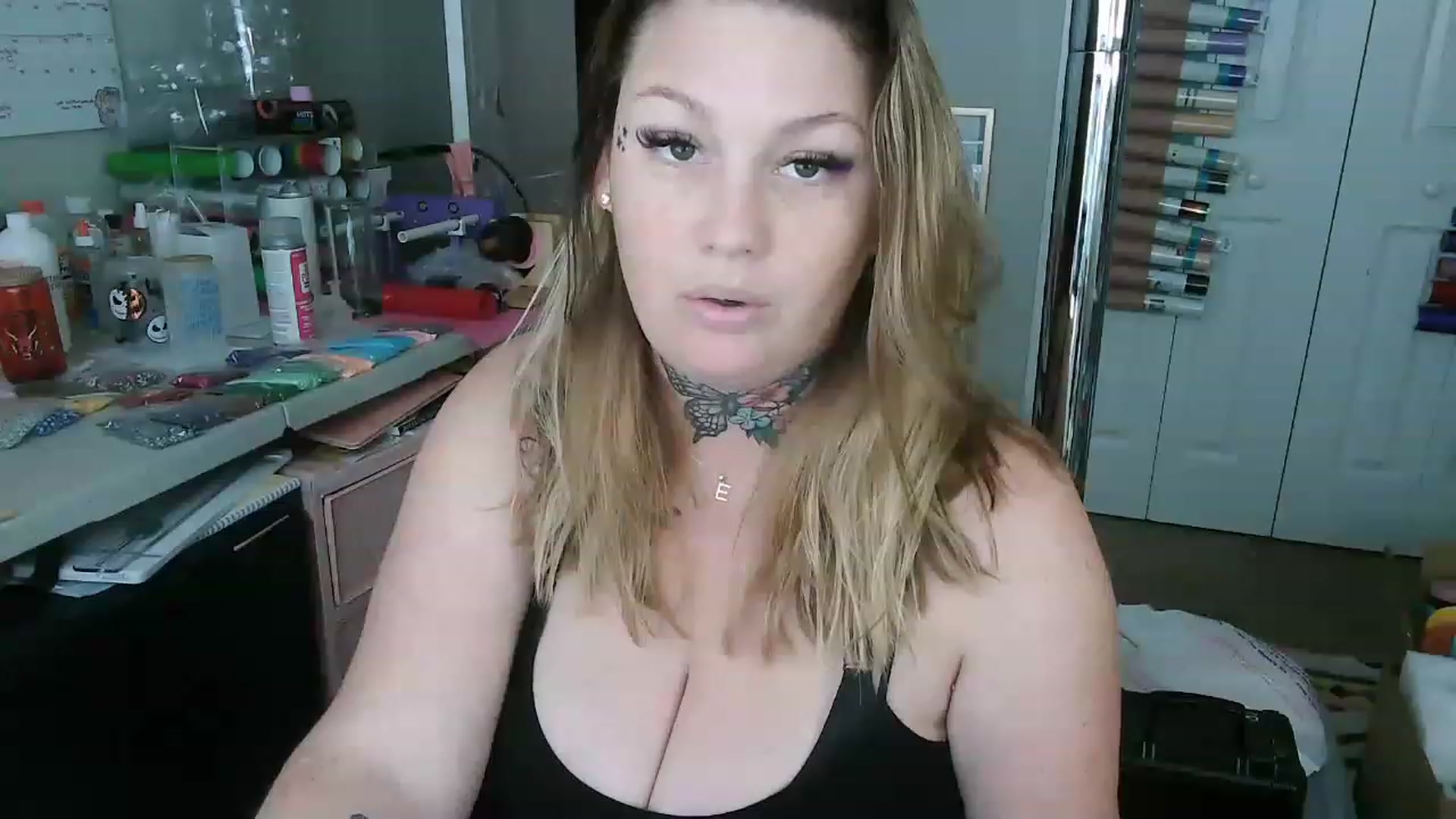 Gallery image thumbnail from Harmony_White's myfreecams stream on, 12/06/2022, 16:09 image 7 of 20