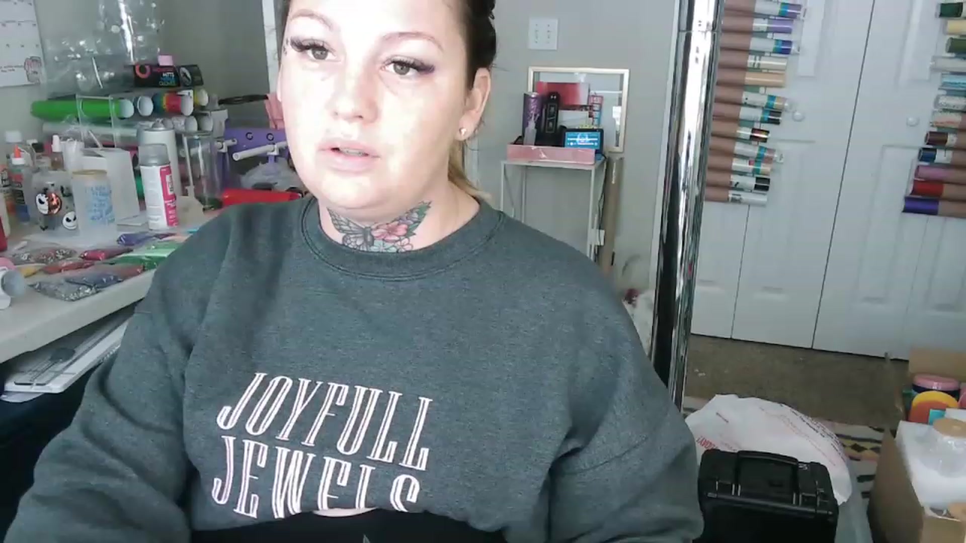 Gallery image thumbnail from Harmony_White's myfreecams stream on, 12/06/2022, 16:09 image 5 of 20