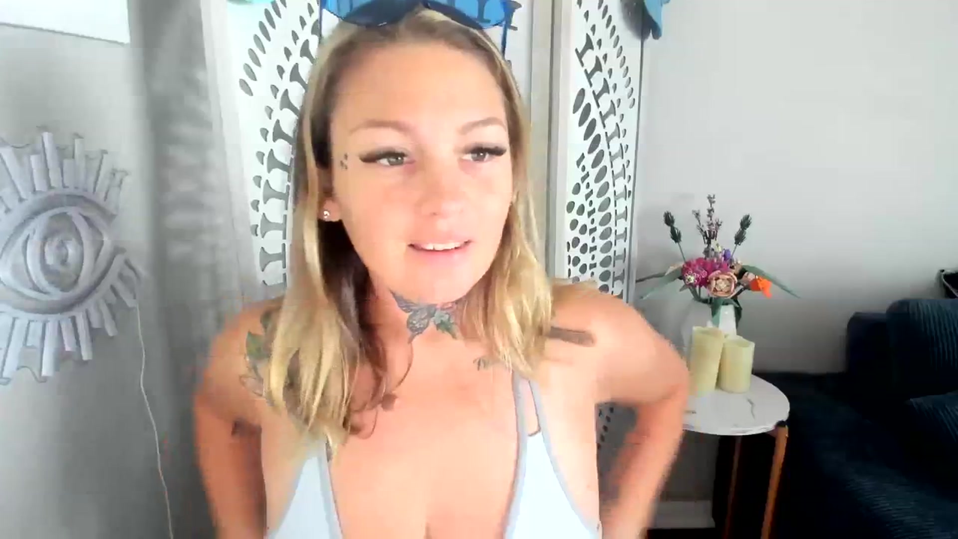 Gallery image thumbnail from Harmony_White's myfreecams stream on, 07/29/2023, 14:24 image 8 of 20