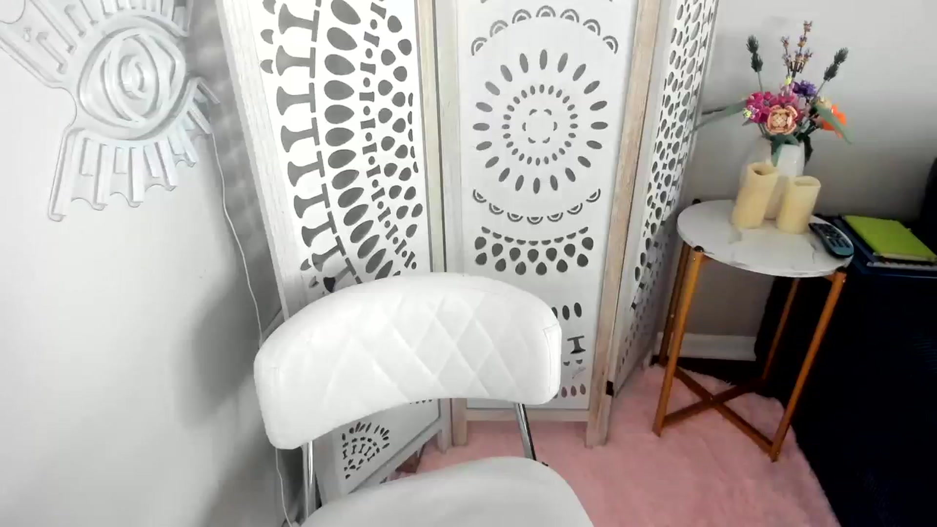 Gallery image thumbnail from Harmony_White's myfreecams stream on, 08/14/2023, 12:58 image 8 of 20