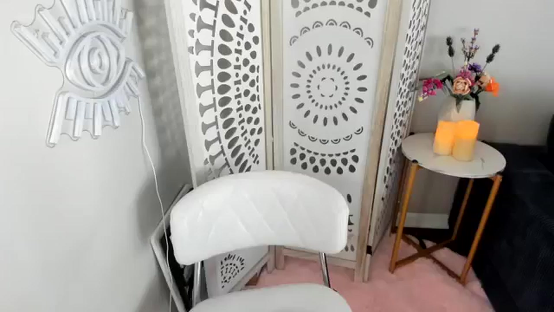 Gallery image thumbnail from Harmony_White's myfreecams stream on, 09/07/2023, 13:45 image 11 of 20