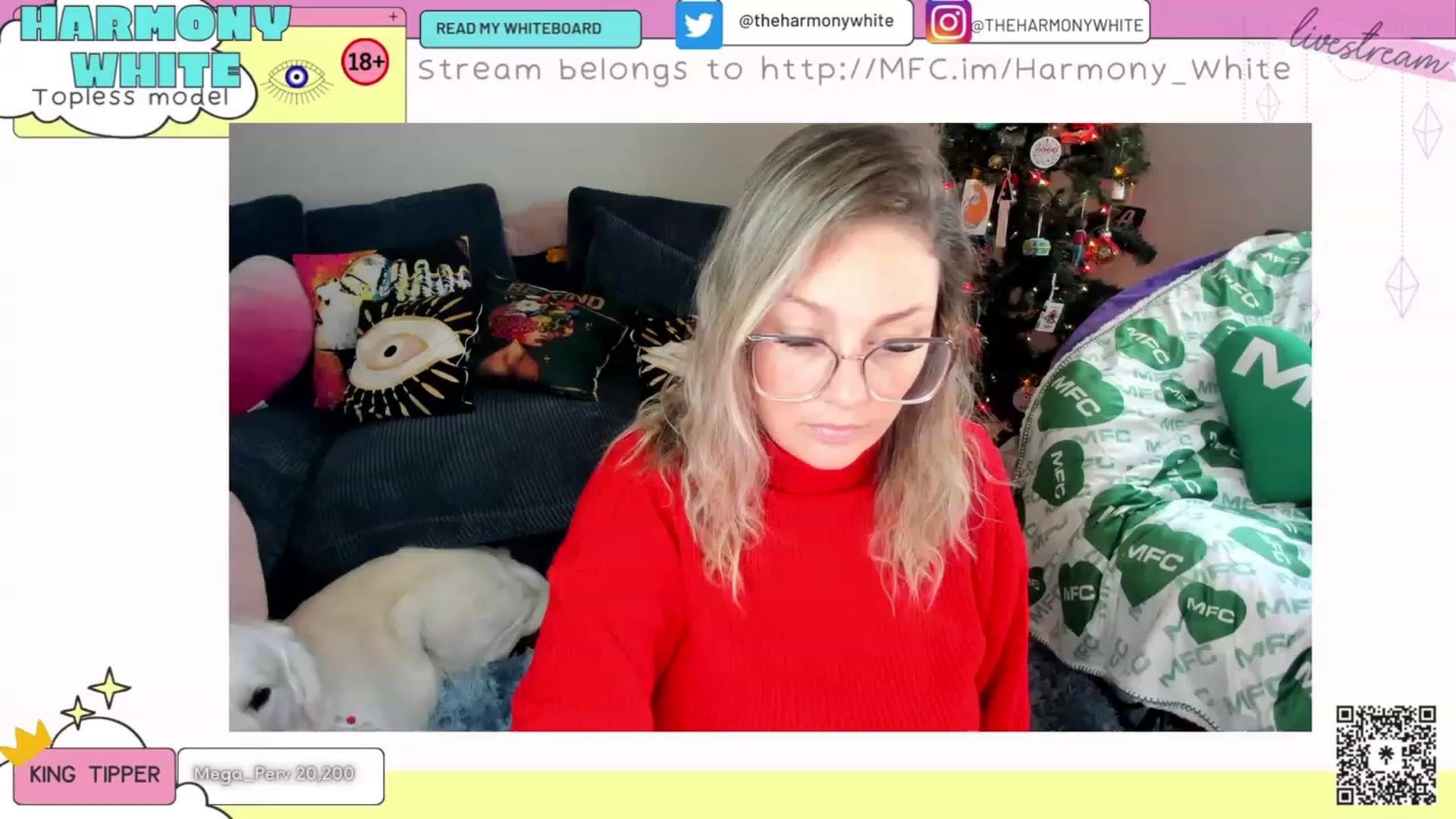 Gallery image thumbnail from Harmony_White's myfreecams stream on, 12/07/2023, 17:00 image 15 of 20