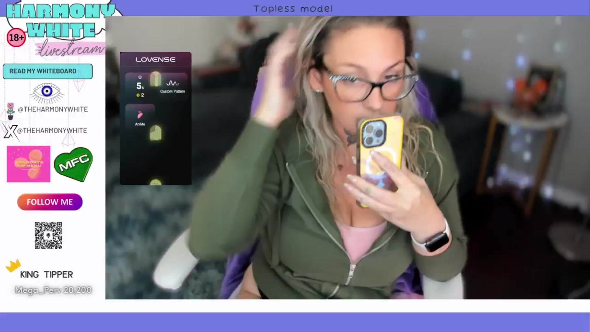 Gallery image thumbnail from Harmony_White's myfreecams stream on, 10/24/2024, 18:03 image 16 of 20