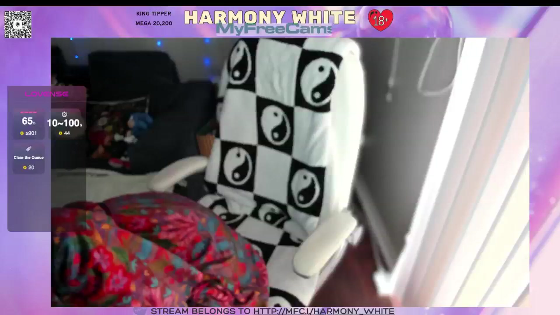 Gallery image thumbnail from Harmony_White's myfreecams stream on, 01/09/2025, 20:43 image 6 of 20