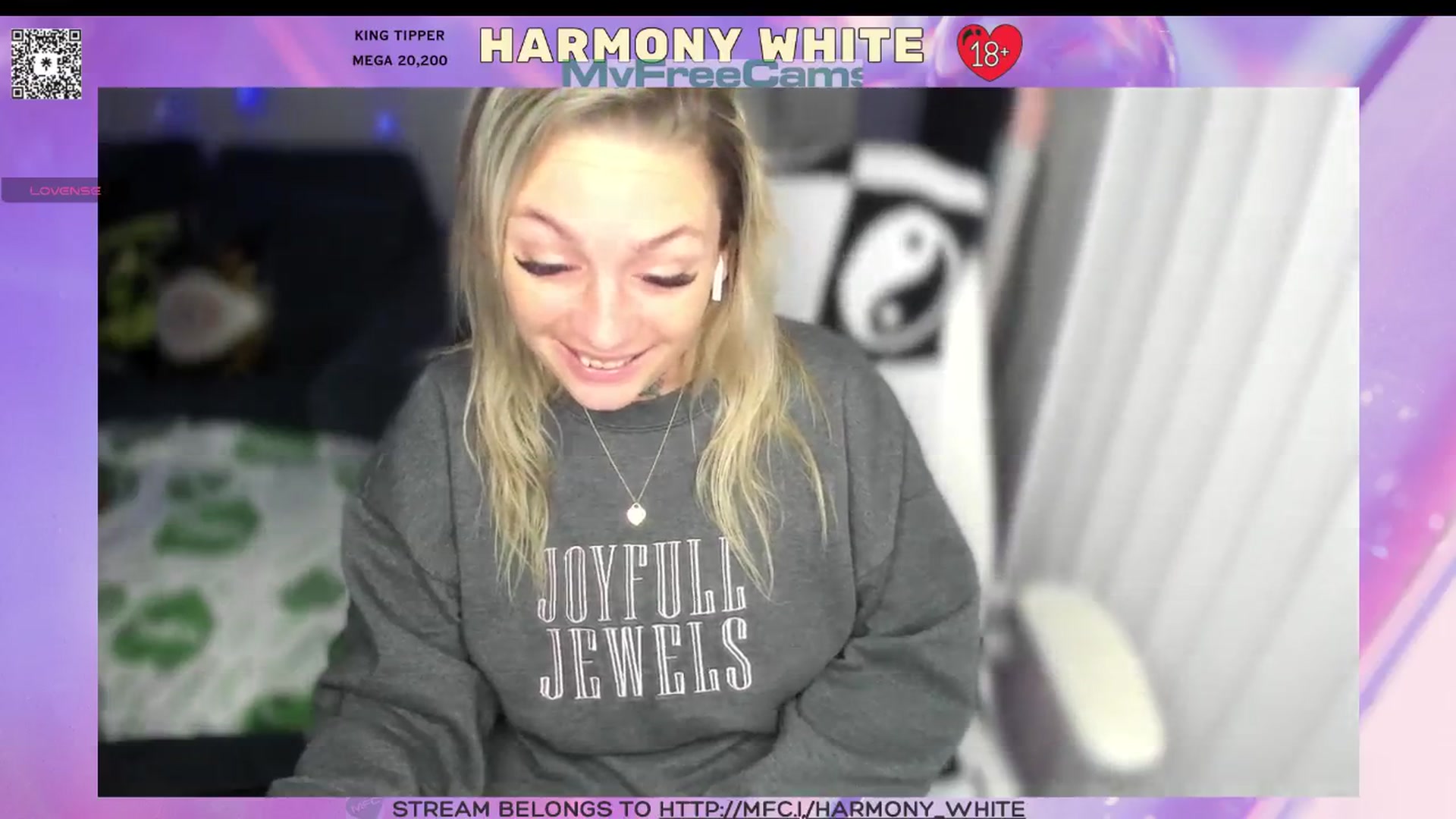 Gallery image thumbnail from Harmony_White's myfreecams stream on, 01/22/2025, 13:45 image 13 of 20