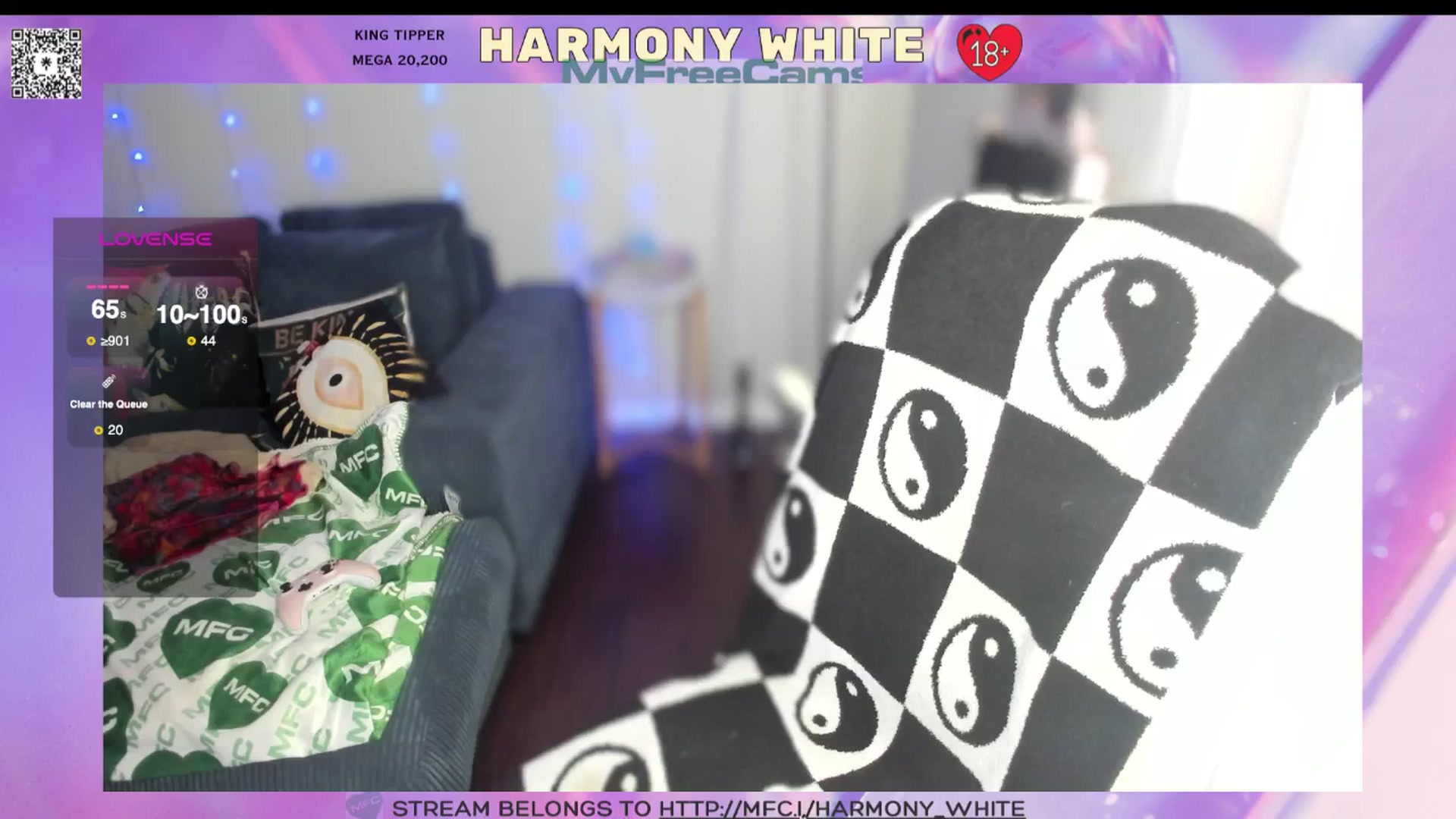 Gallery image thumbnail from Harmony_White's myfreecams stream on, 01/27/2025, 18:37 image 4 of 20