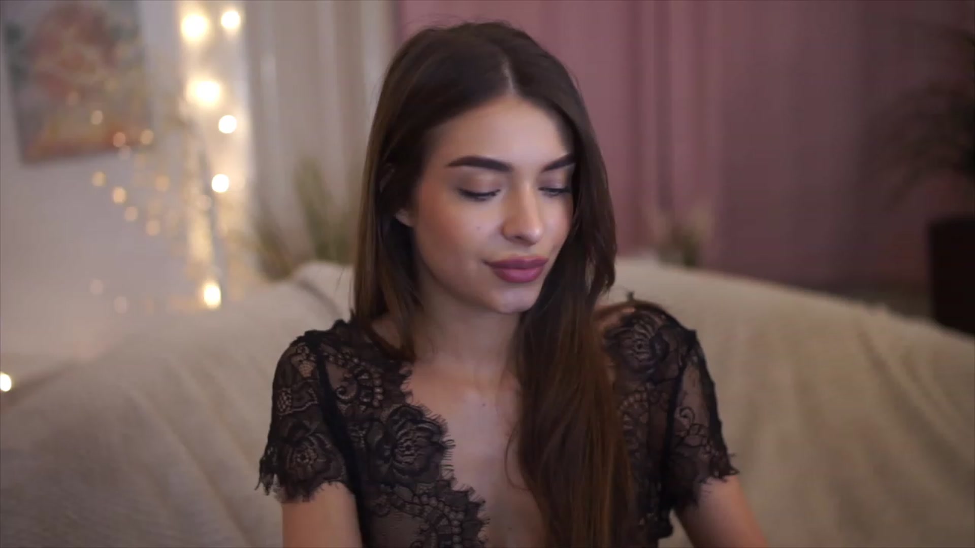 Gallery image thumbnail from Harmonywonder's myfreecams stream on, 01/16/2023, 17:05 image 8 of 20